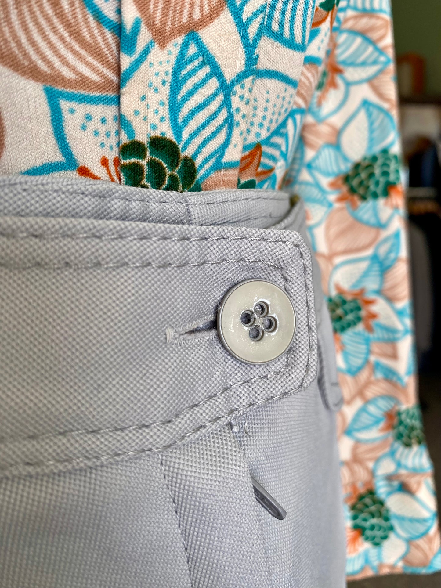 Pantaloni anni ‘70 color grigio chiaro - TG. 36