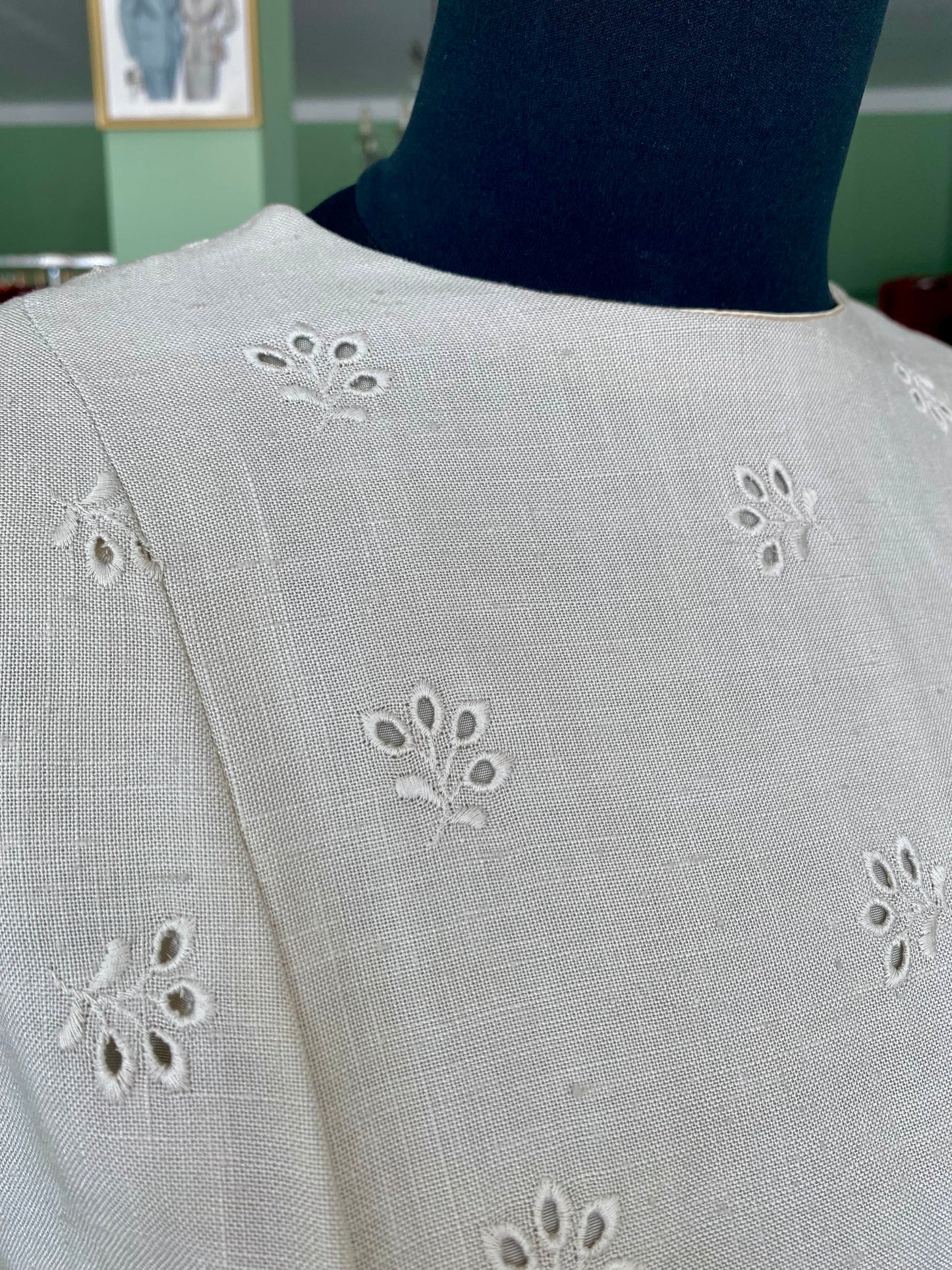 Abito sartoriale anni ’60 – ricamo a corolla - TG. 46 circa