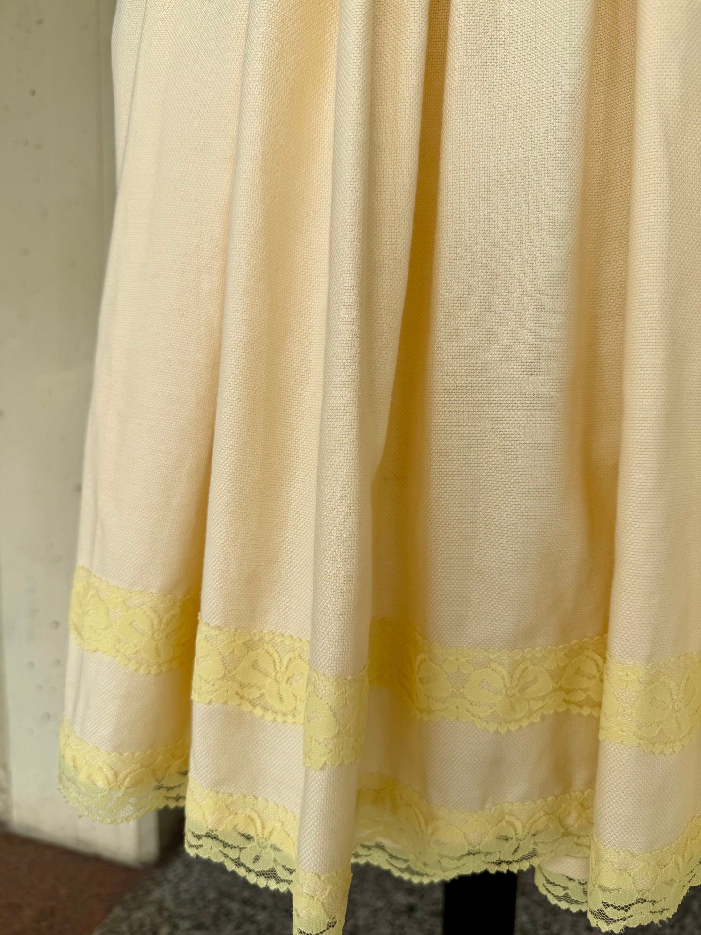Abito giallo da giorno anni ‘50 - TG. 38