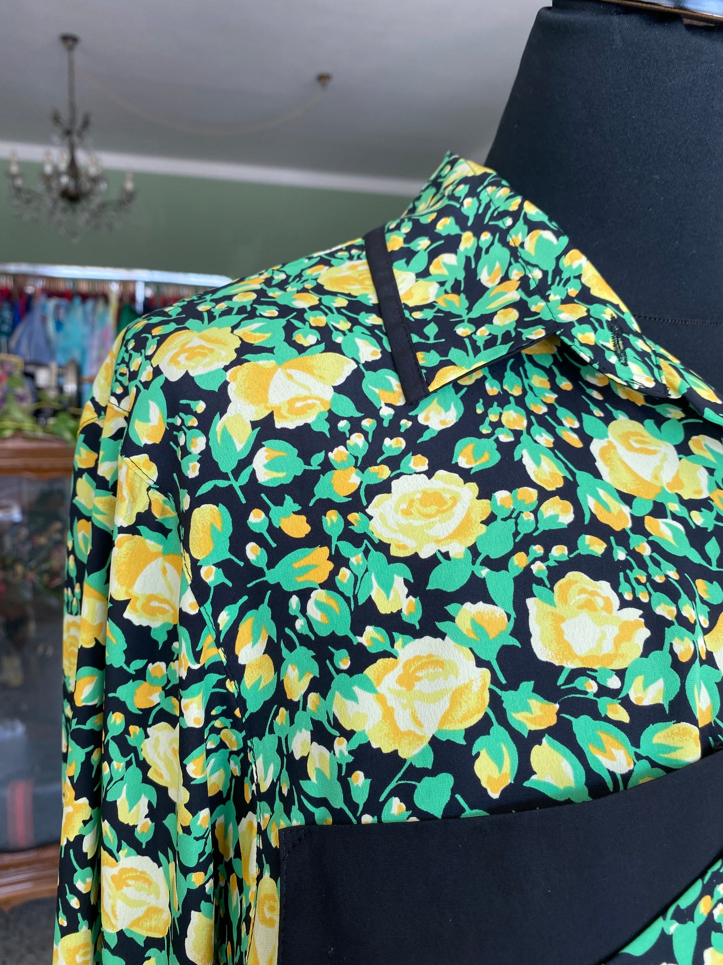 Abito in pura seta fiori gialli - TG. 46 circa