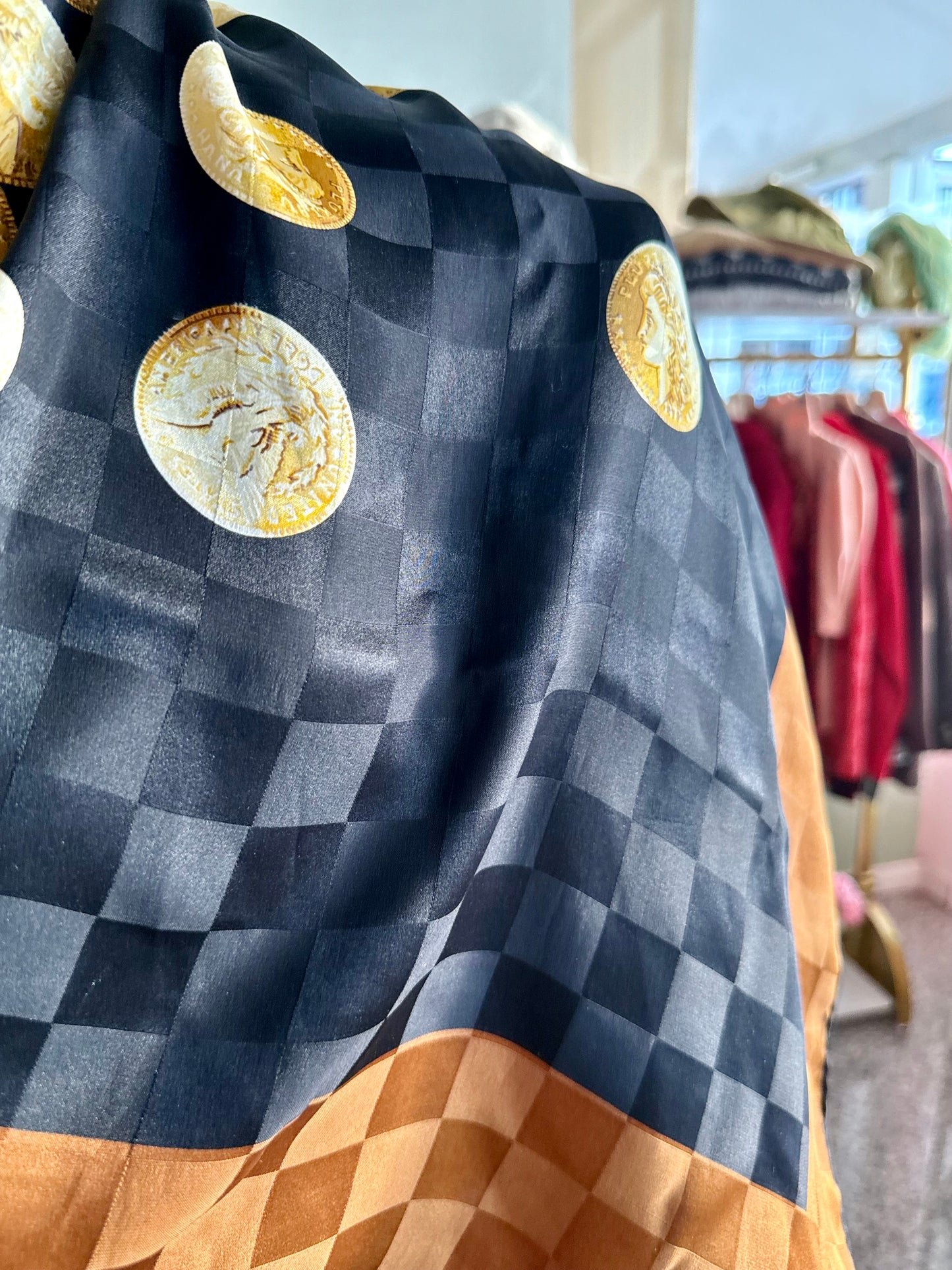 Foulard in seta Gianfranco Ferré