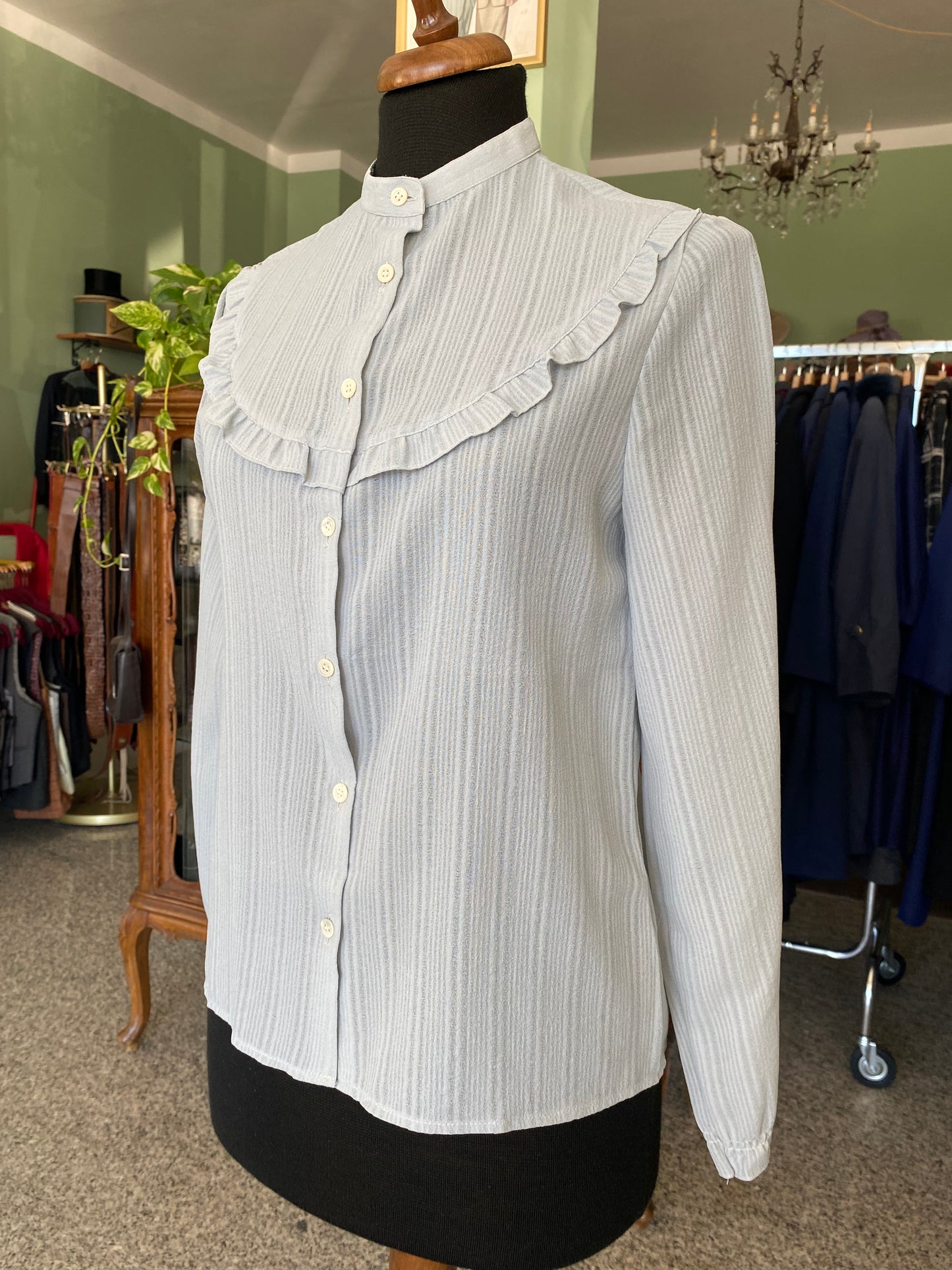 Camicia azzurra romantica - TG. 40/42