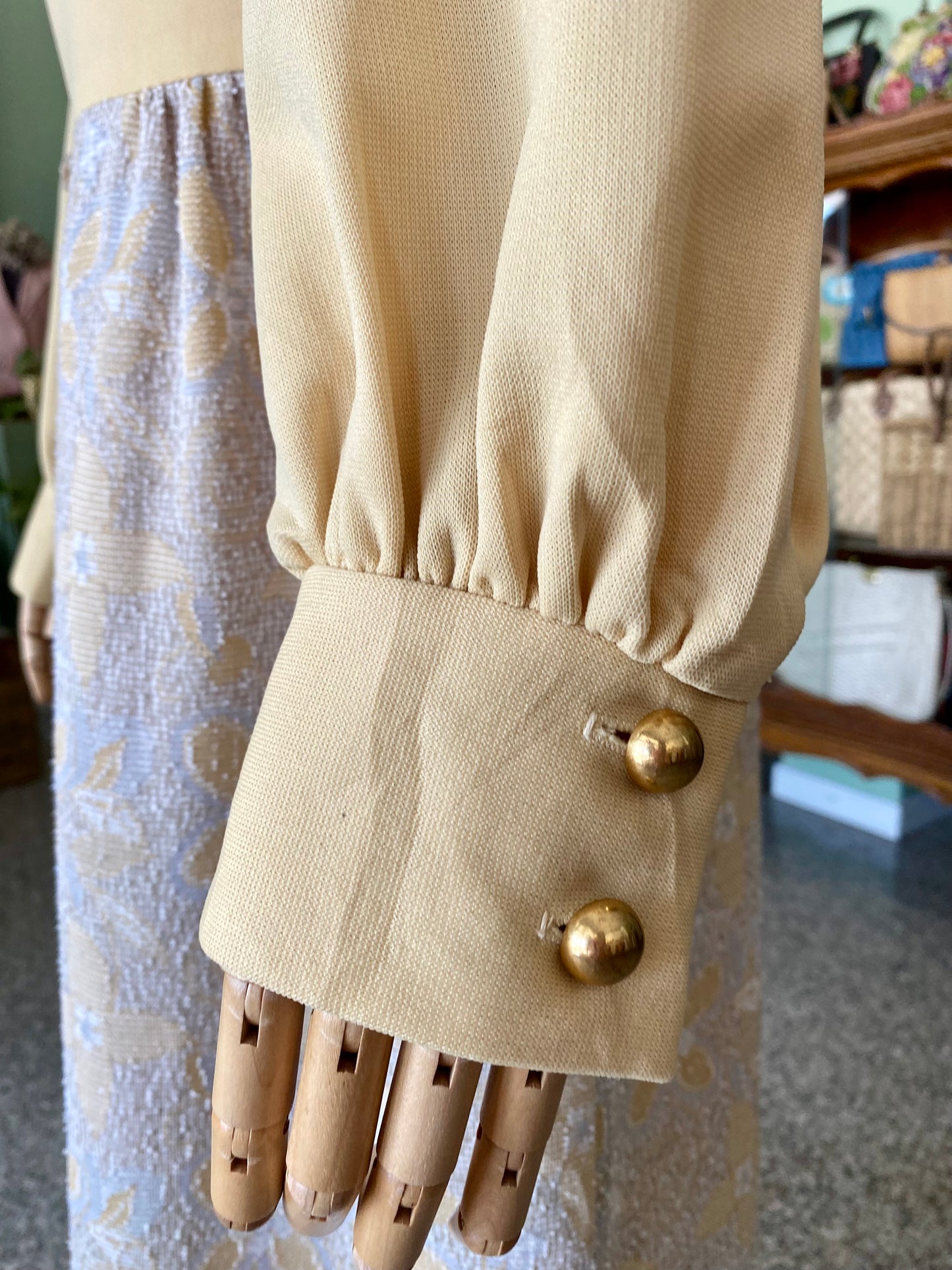Maxi dress anni ‘70 con corpino crema e gonna in broccato - TG. 46