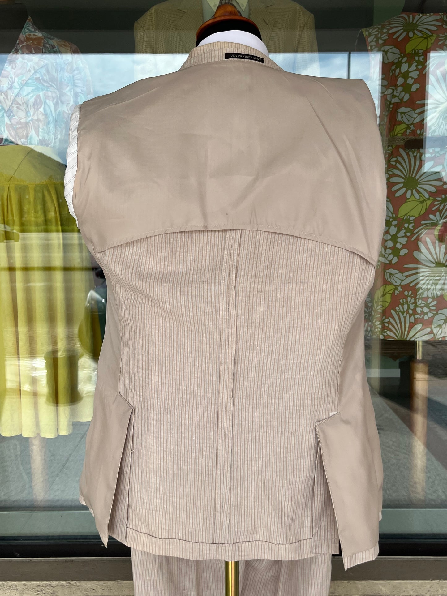 Completo in lino tg. 48-50