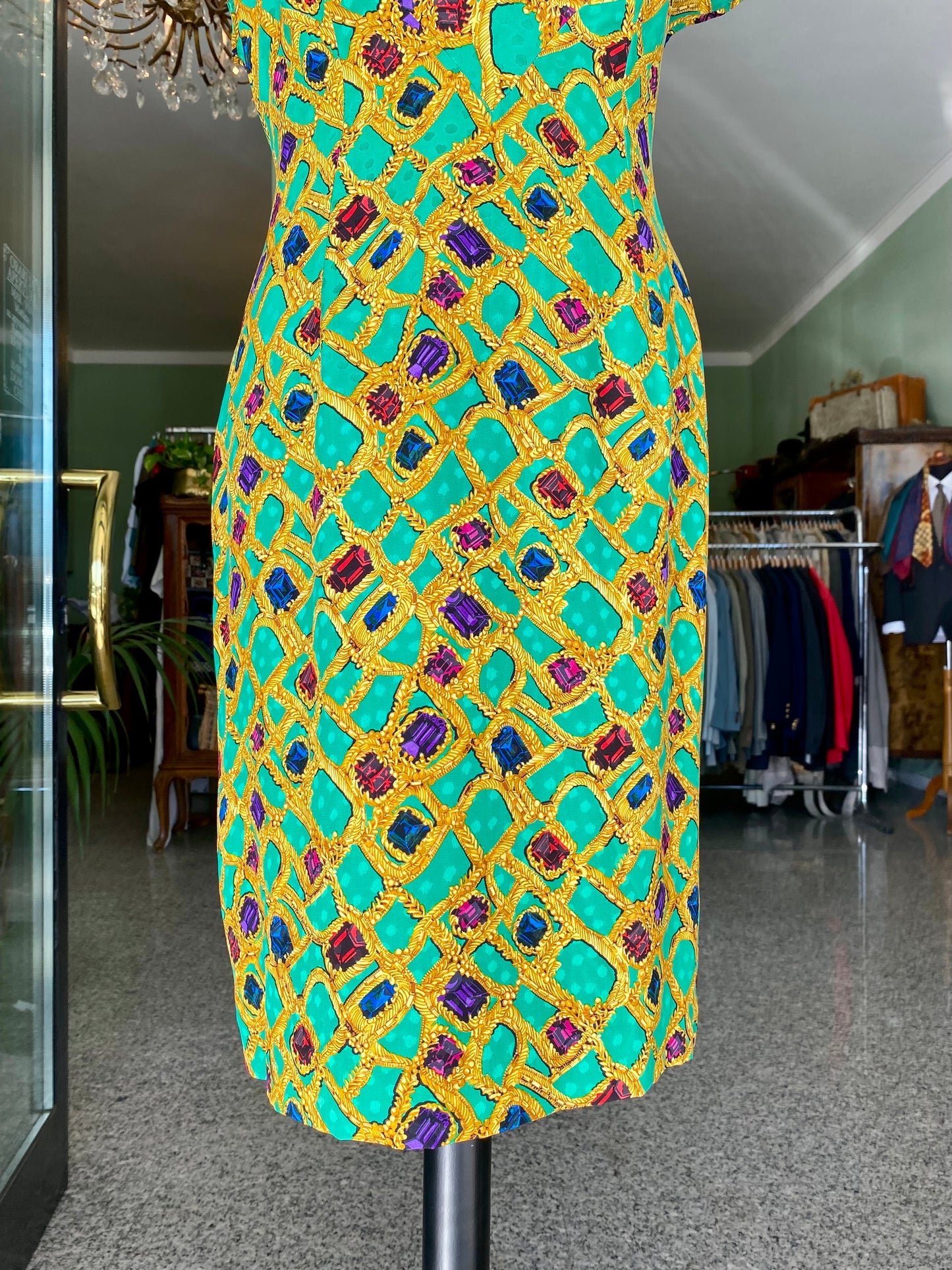 Abito sartoriale anni ’60 in pura seta – Gioiello grafico su fondo smeraldo - TG. 44/46