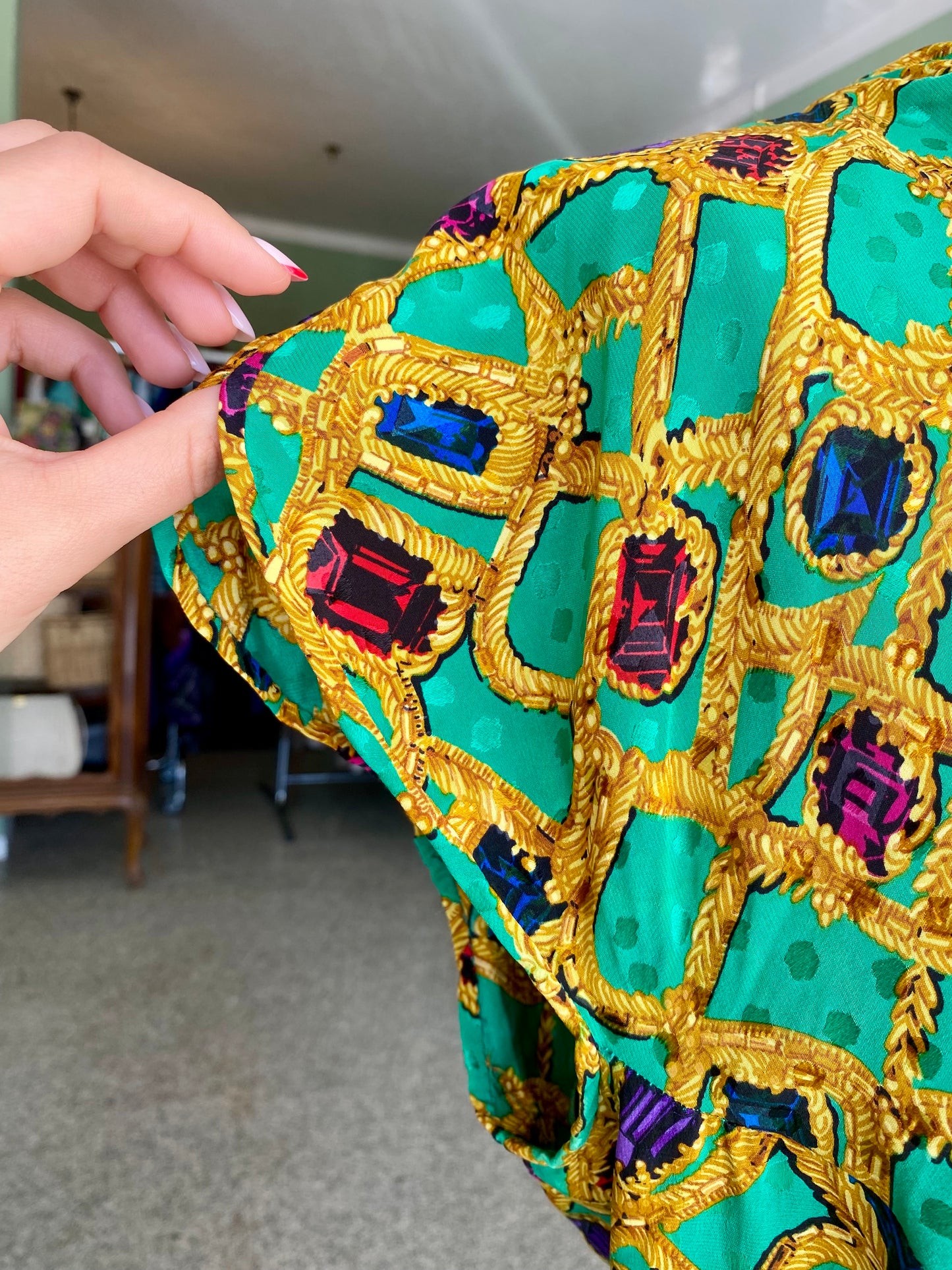 Abito sartoriale anni ’60 in pura seta – Gioiello grafico su fondo smeraldo - TG. 44/46