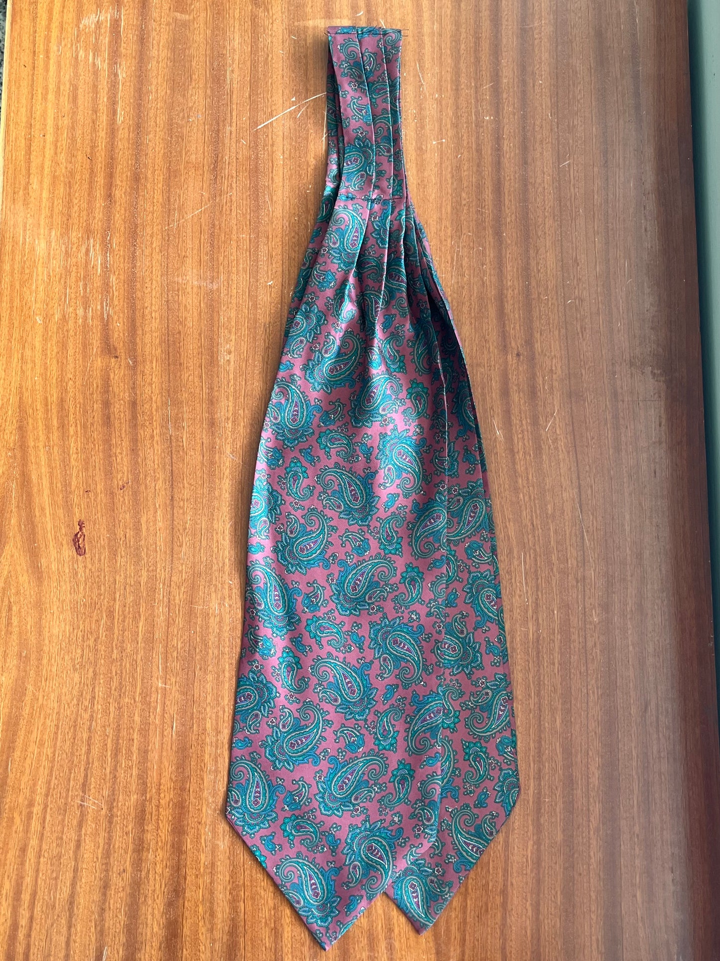 Ascot seta paisley