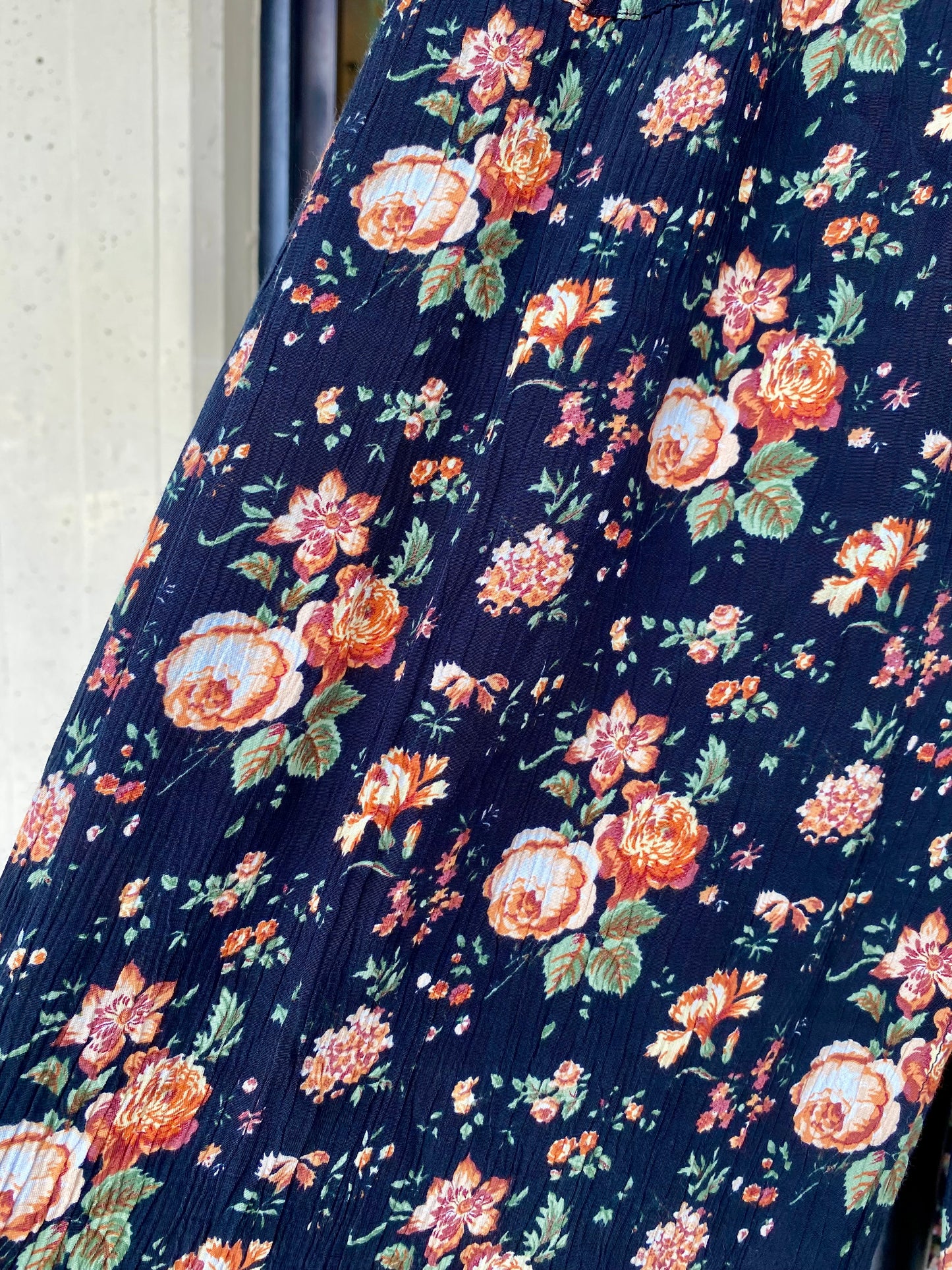 Abito estivo anni ’90 in viscosa – Spalline sottili e fantasia floreale vintage - TG. 38/40/42