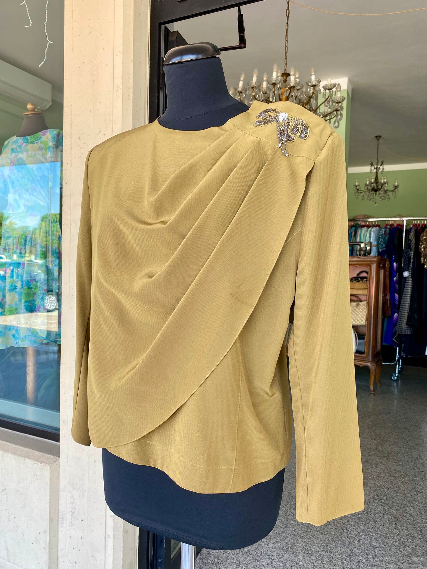 Blusa elegante verde oliva - TG. 46