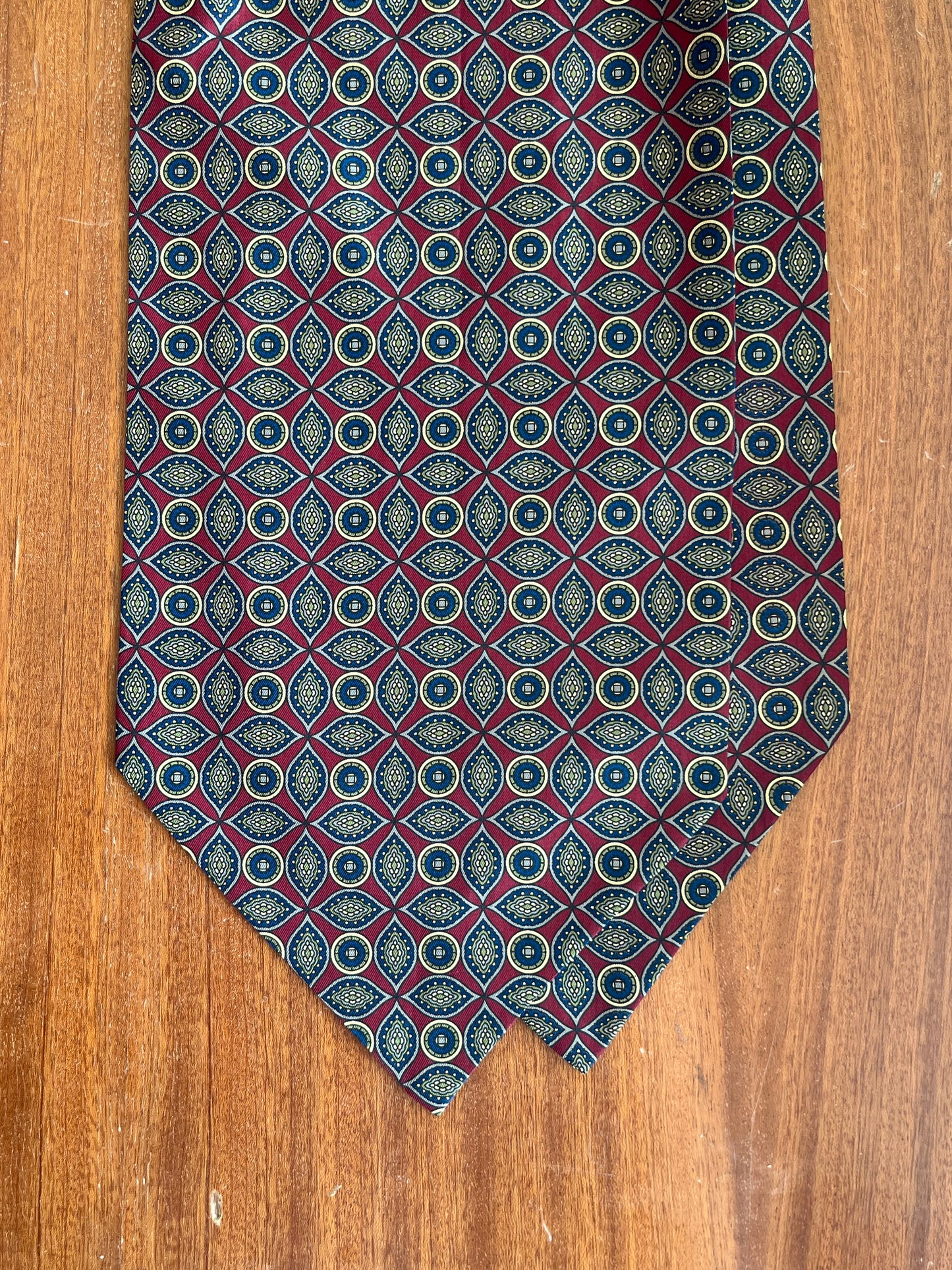 Ascot seta fantasia medaglioni/mandorle