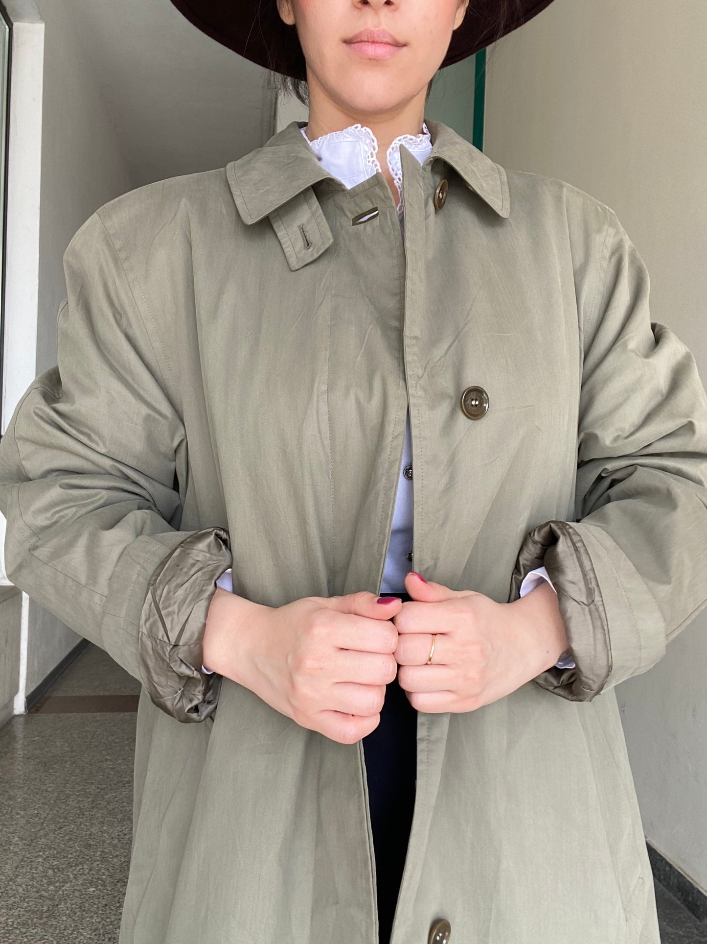 Trench verde militare