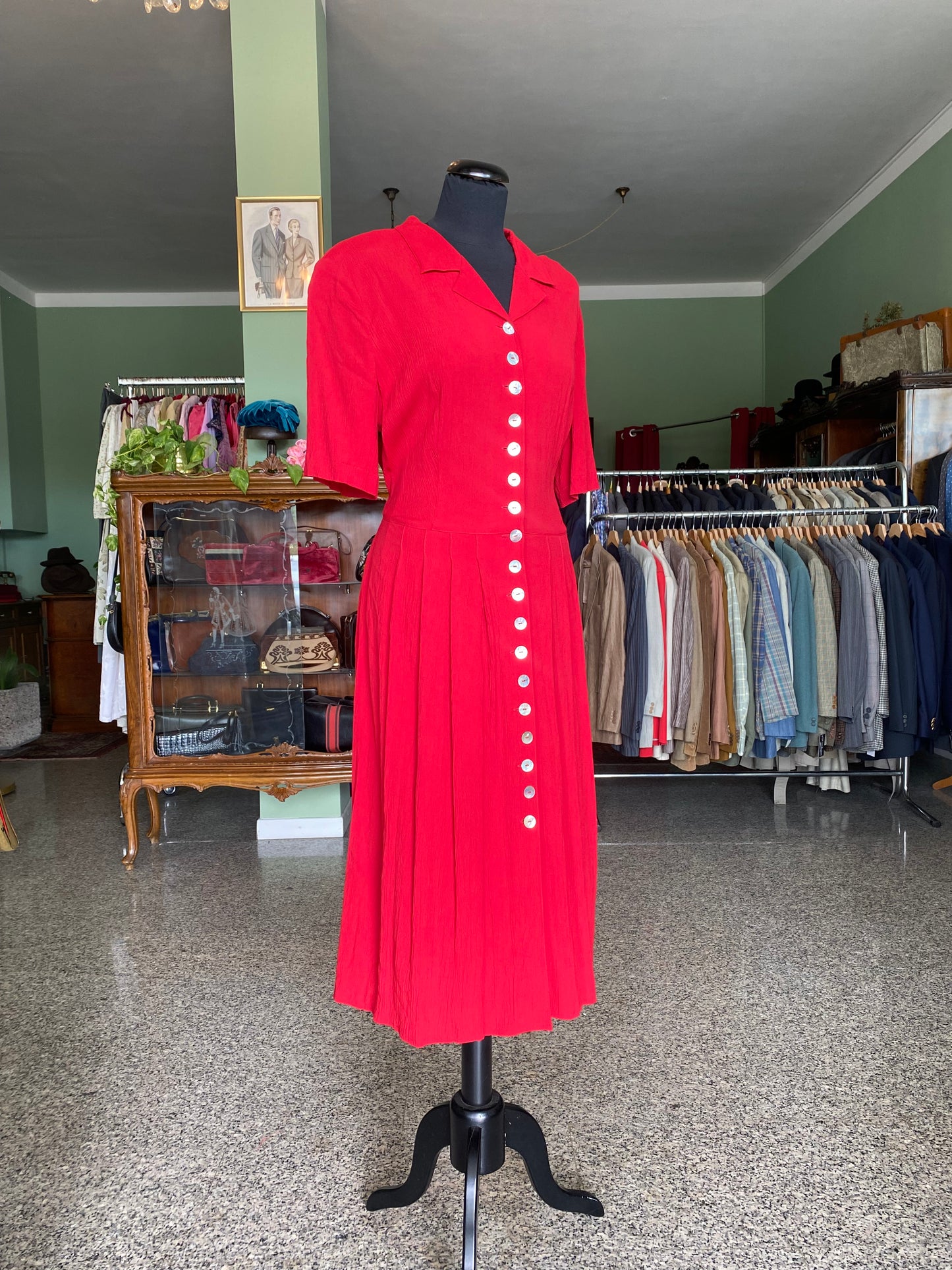 Abito anni '80 rosso con bottoni in madreperla - TG. 44/46