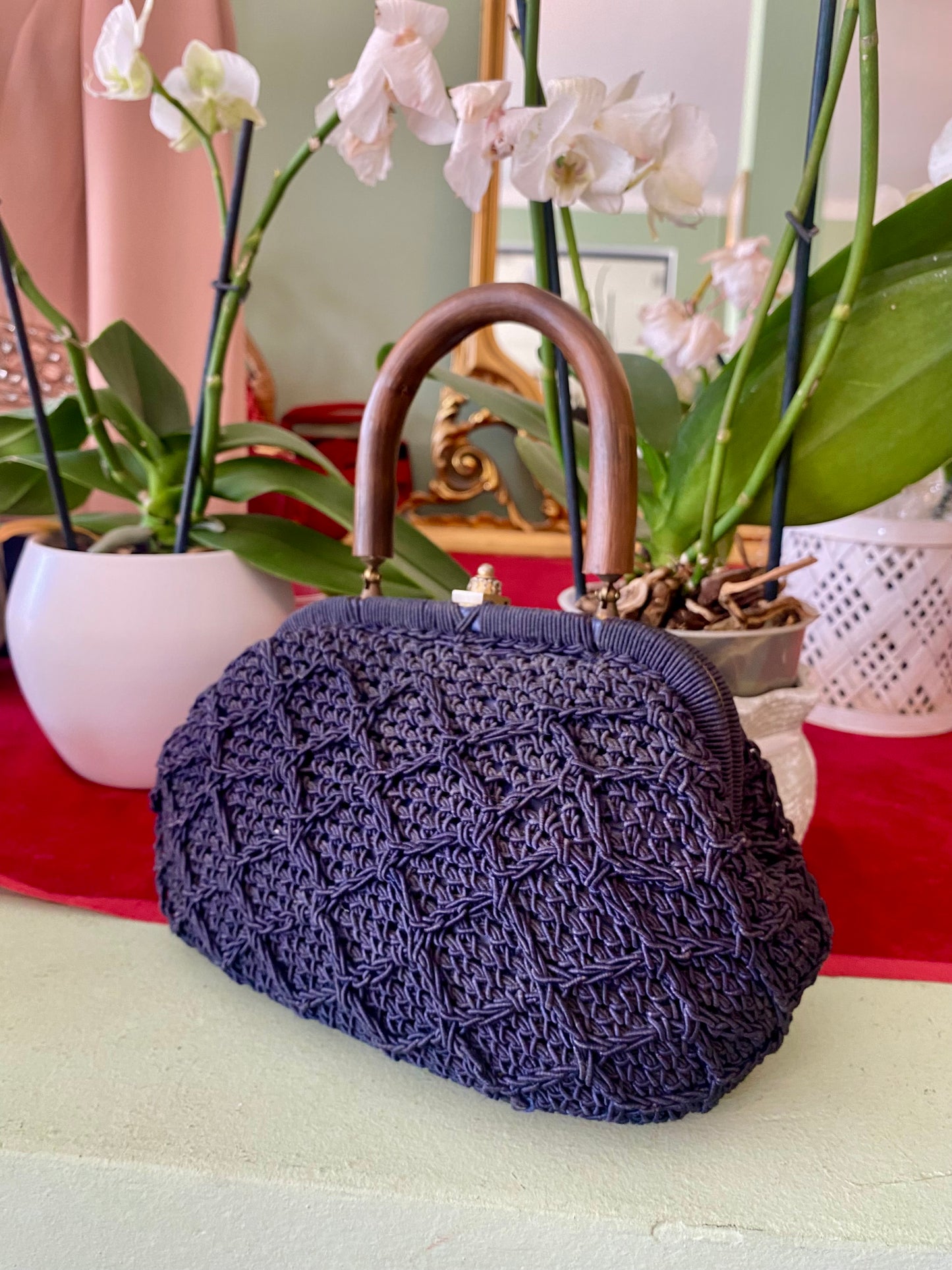 Borsa anni ‘60 in cordonetto nero con manico rigido