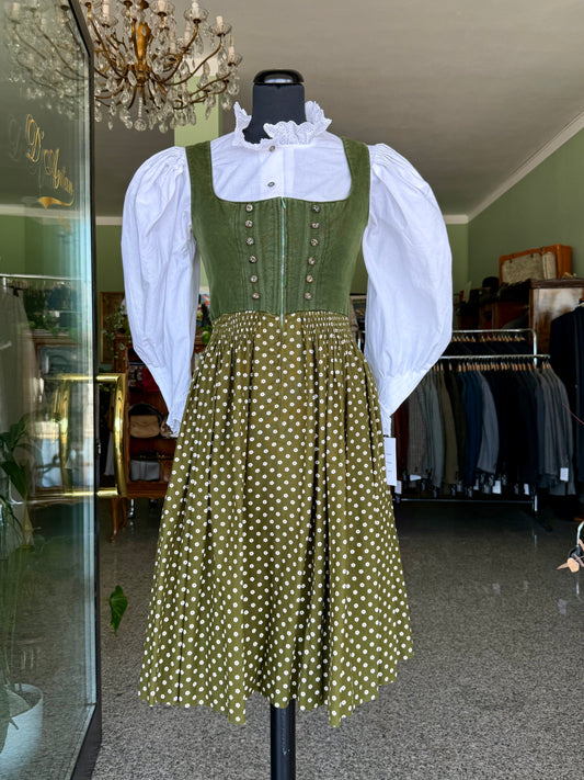 Dirndl verde con fiorellini bianchi - TG. 38