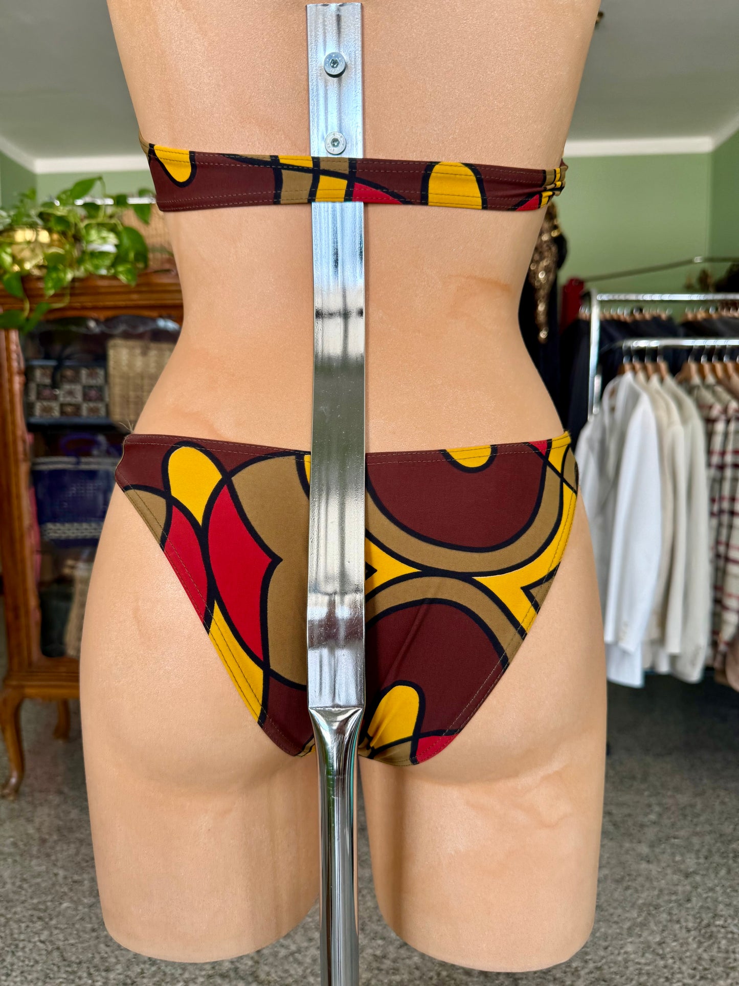 Bikini anni 90 grafico marrone/rosso/giallo (LITEX) - TG. 38