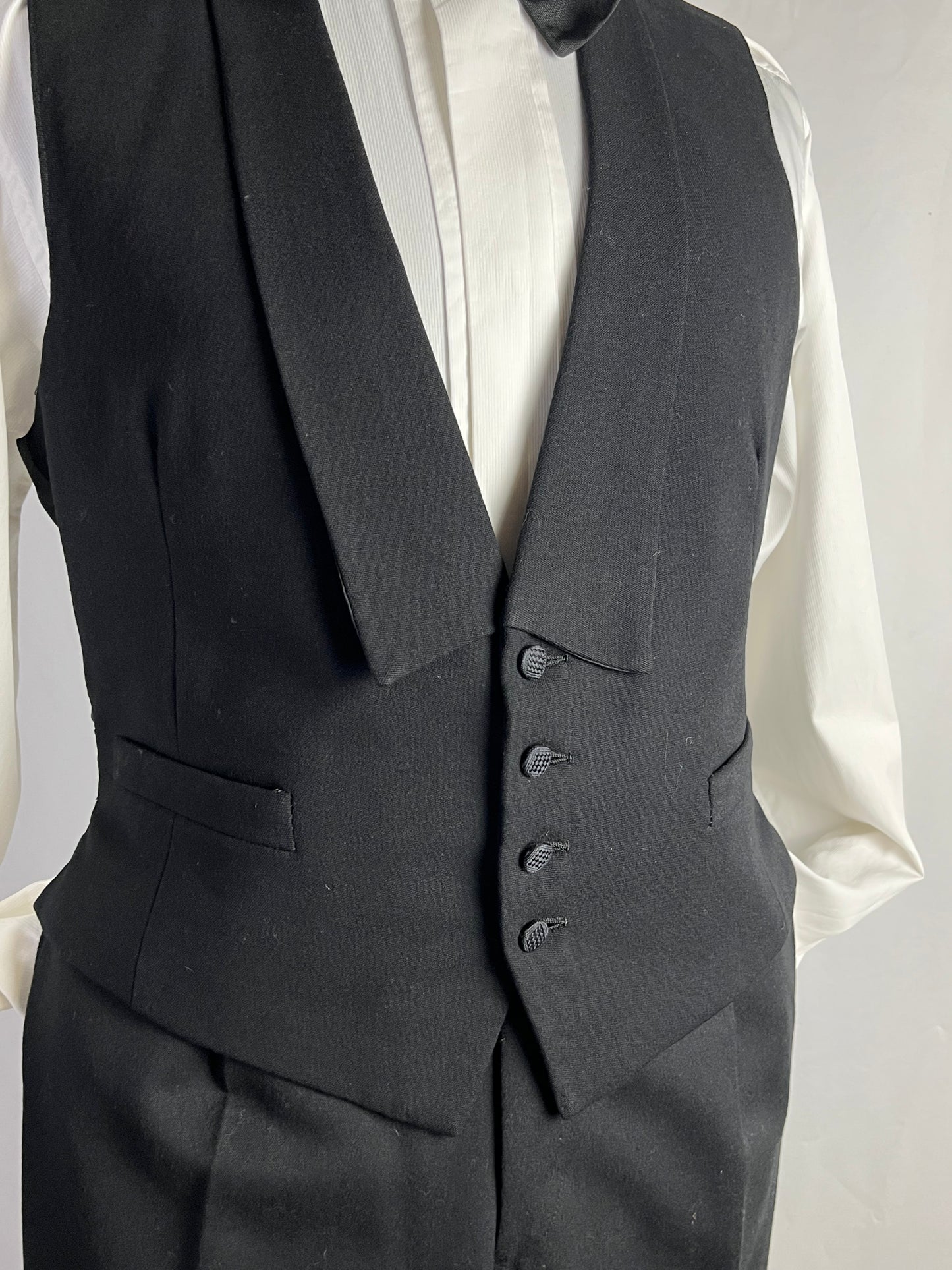 Smoking sartoriale tre pezzi anni ‘40 tg. 54-56