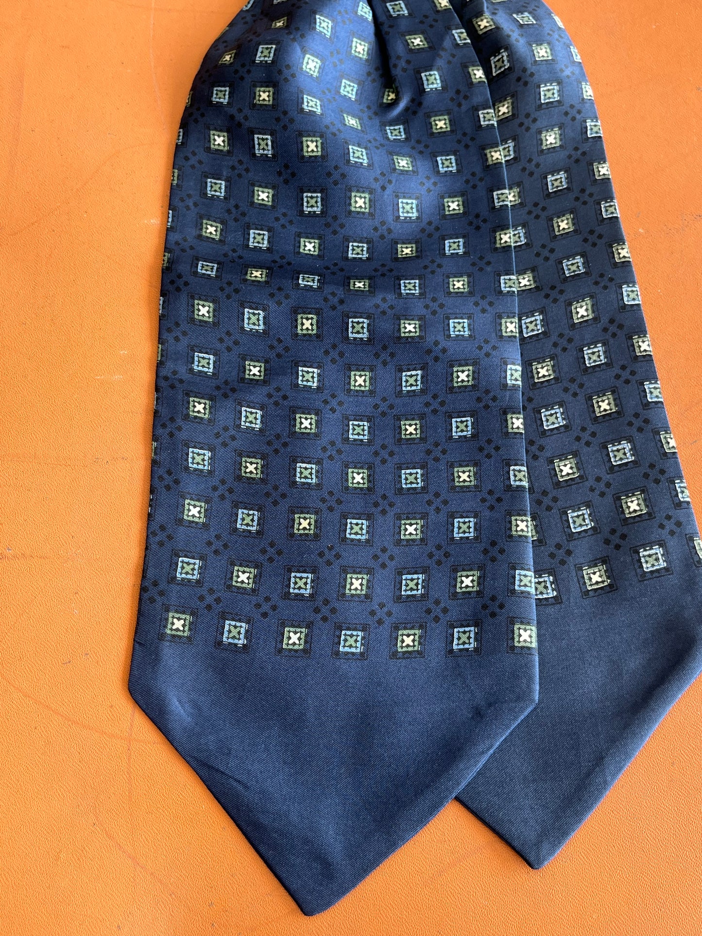 Ascot seta micro-fantasia