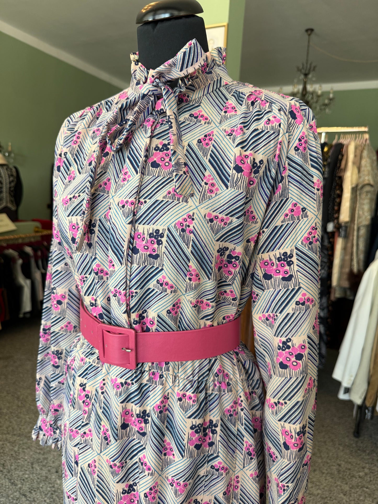 Abito anni ‘70 con fiorellini rosa - TG. 46/48