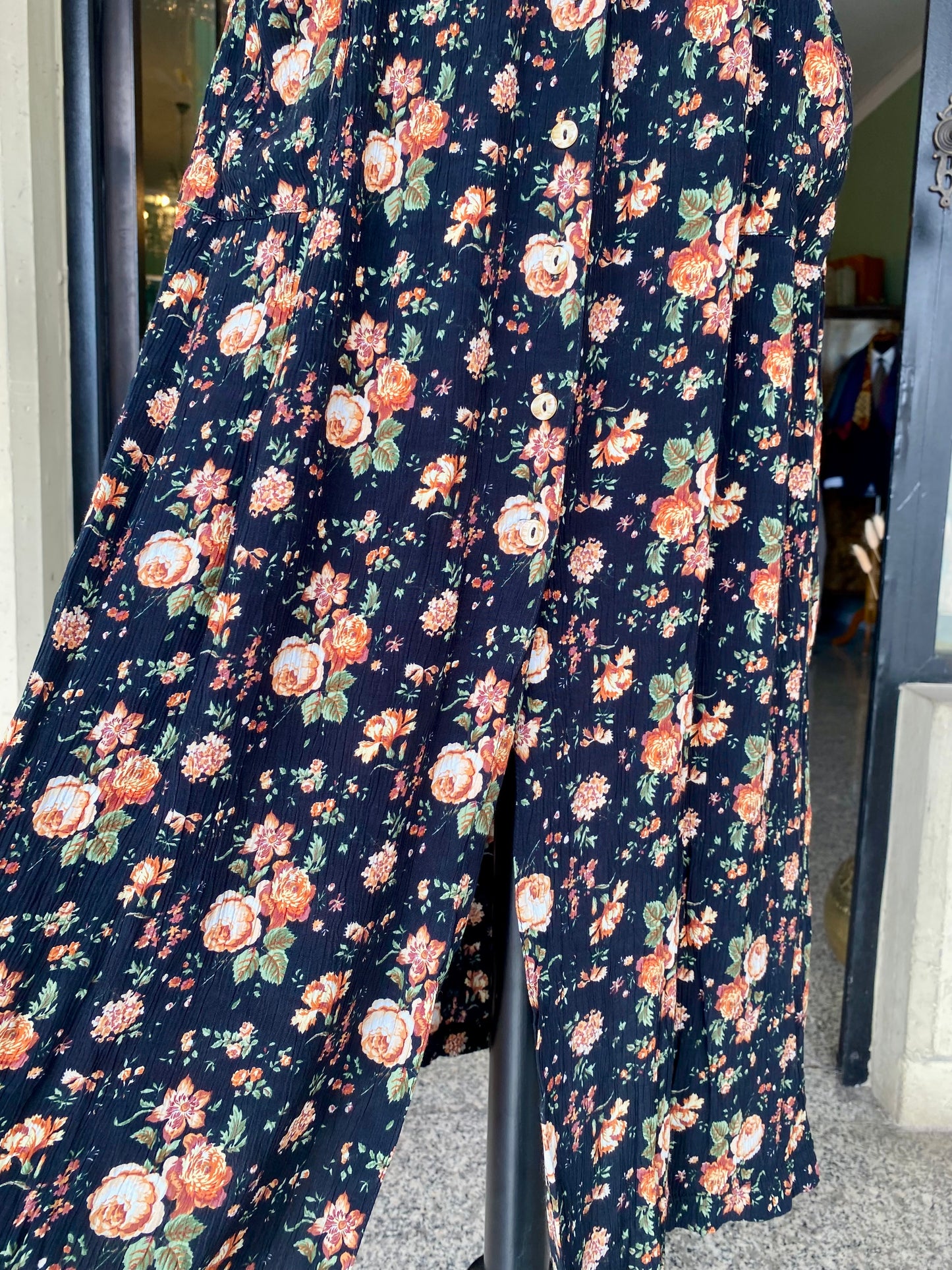 Abito estivo anni ’90 in viscosa – Spalline sottili e fantasia floreale vintage - TG. 38/40/42