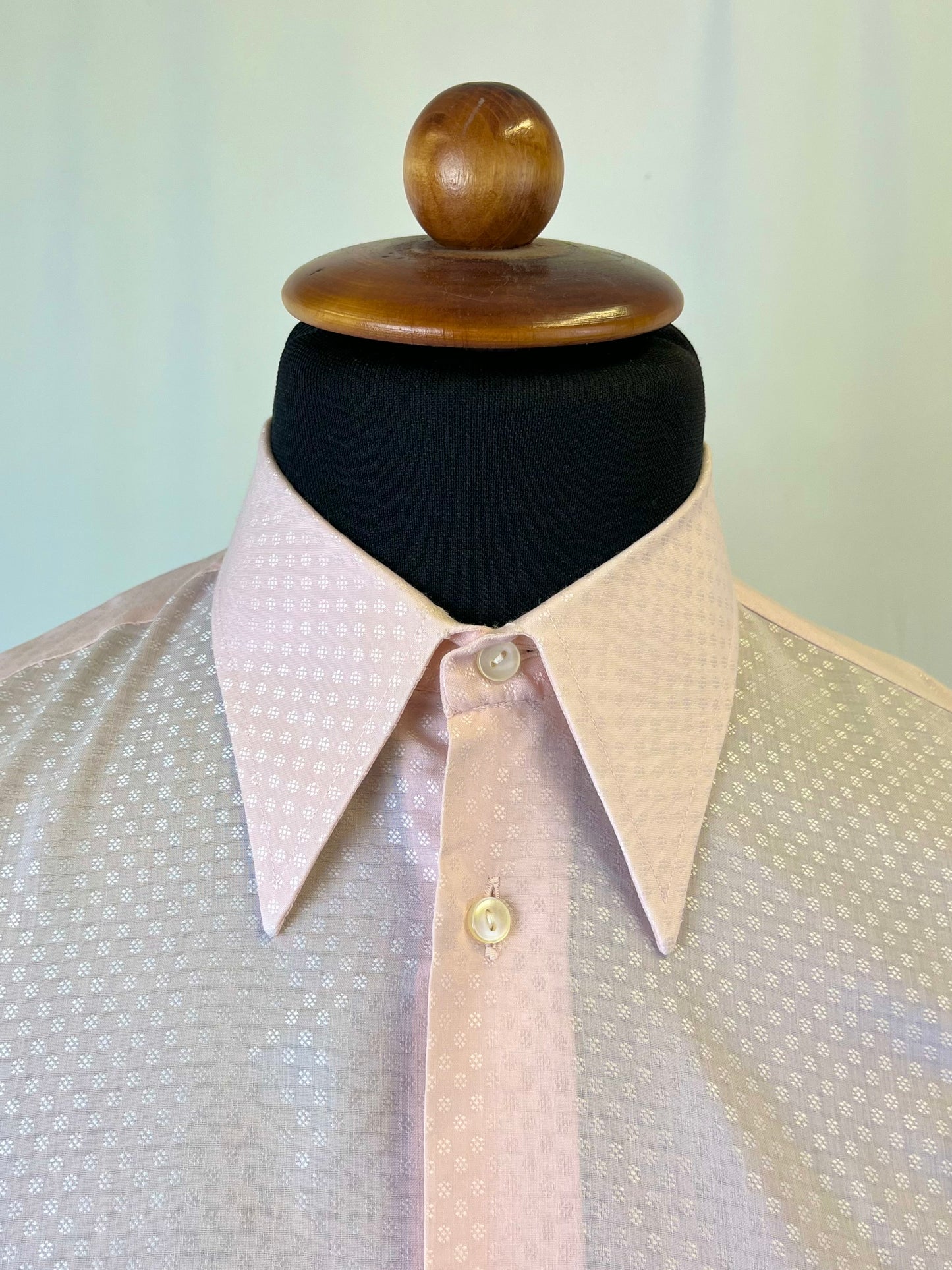 Camicia anni ‘70 rosa microfantasia tg. S-M