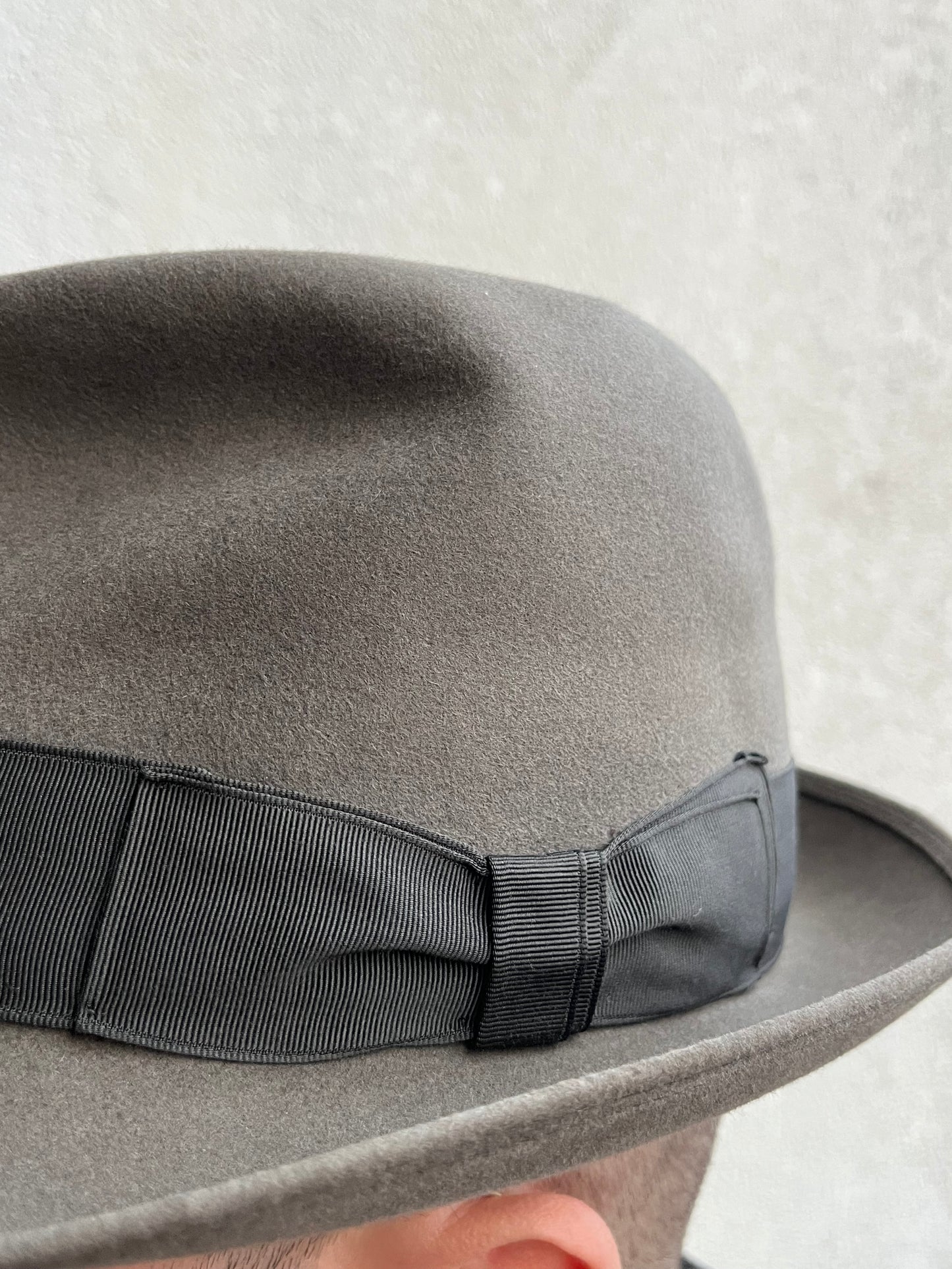 Cappello anni ‘60 grigio