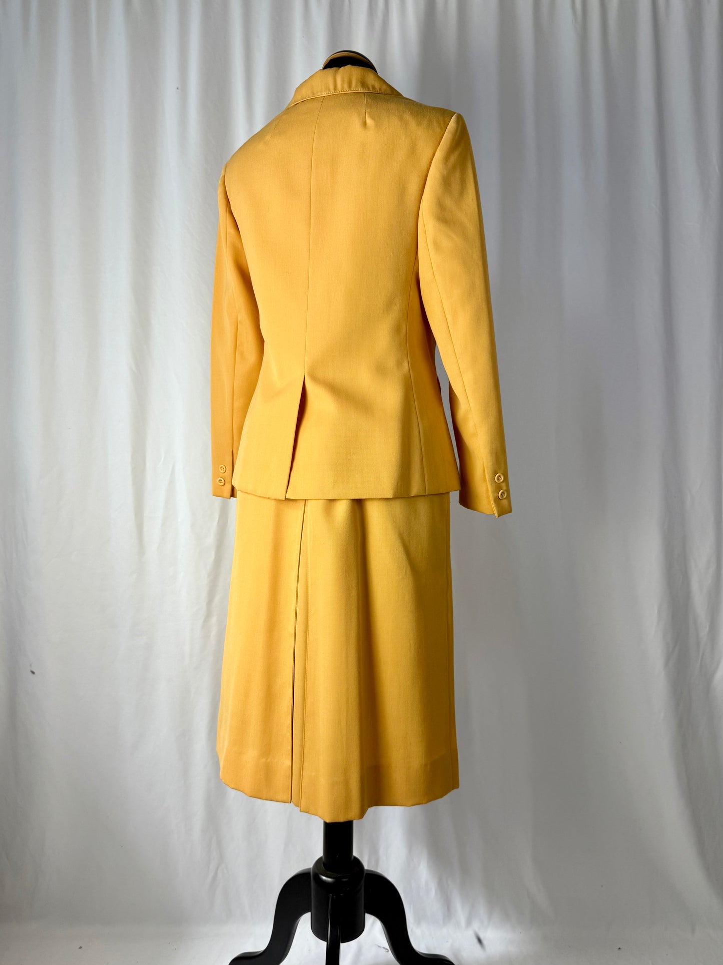 Tailleur anni ‘70 giallo ocra - TG. 40