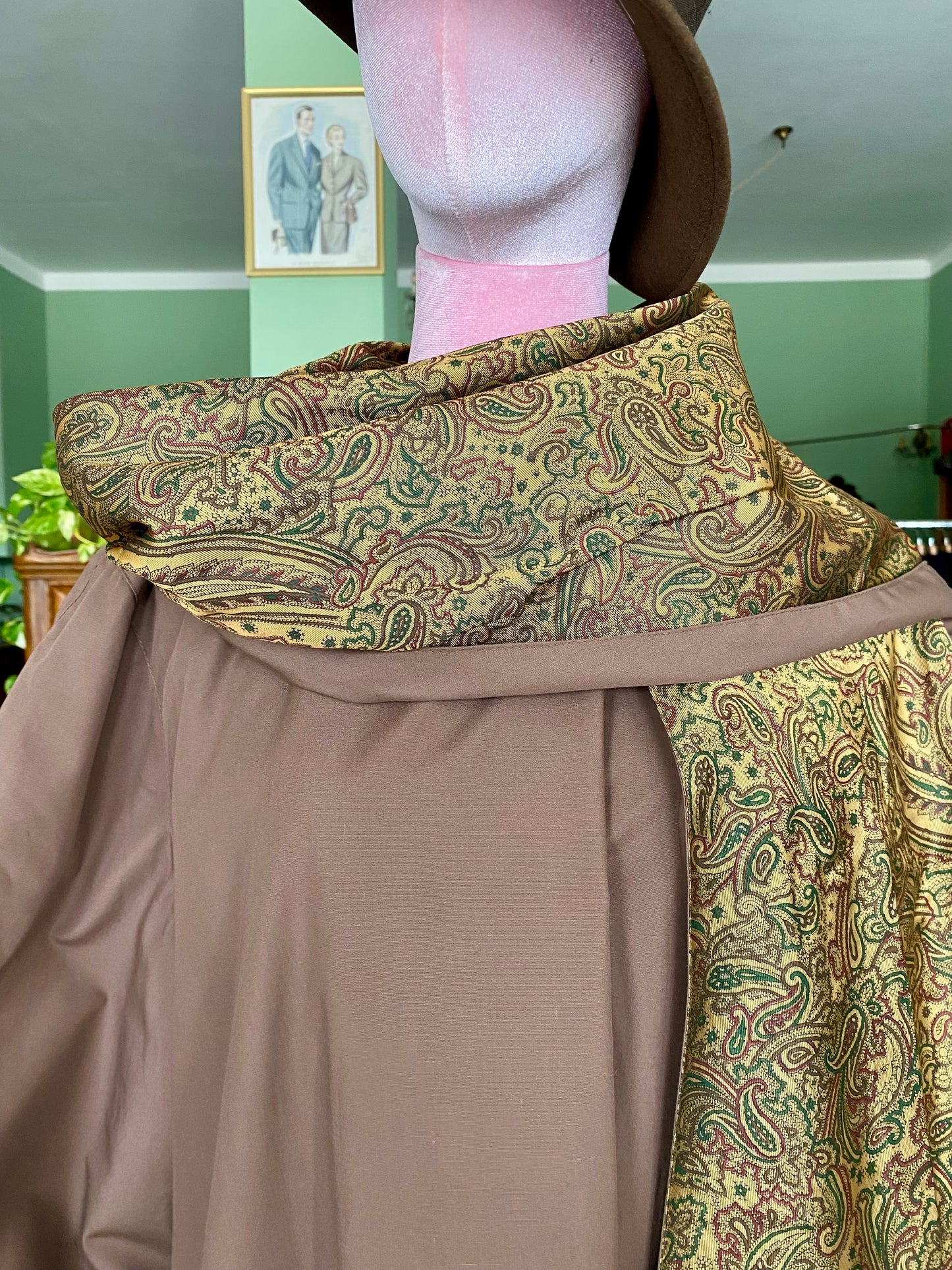 Trench Cioccolato con Sciarpa e fodera oro in Paisley - TG. 48/50/52