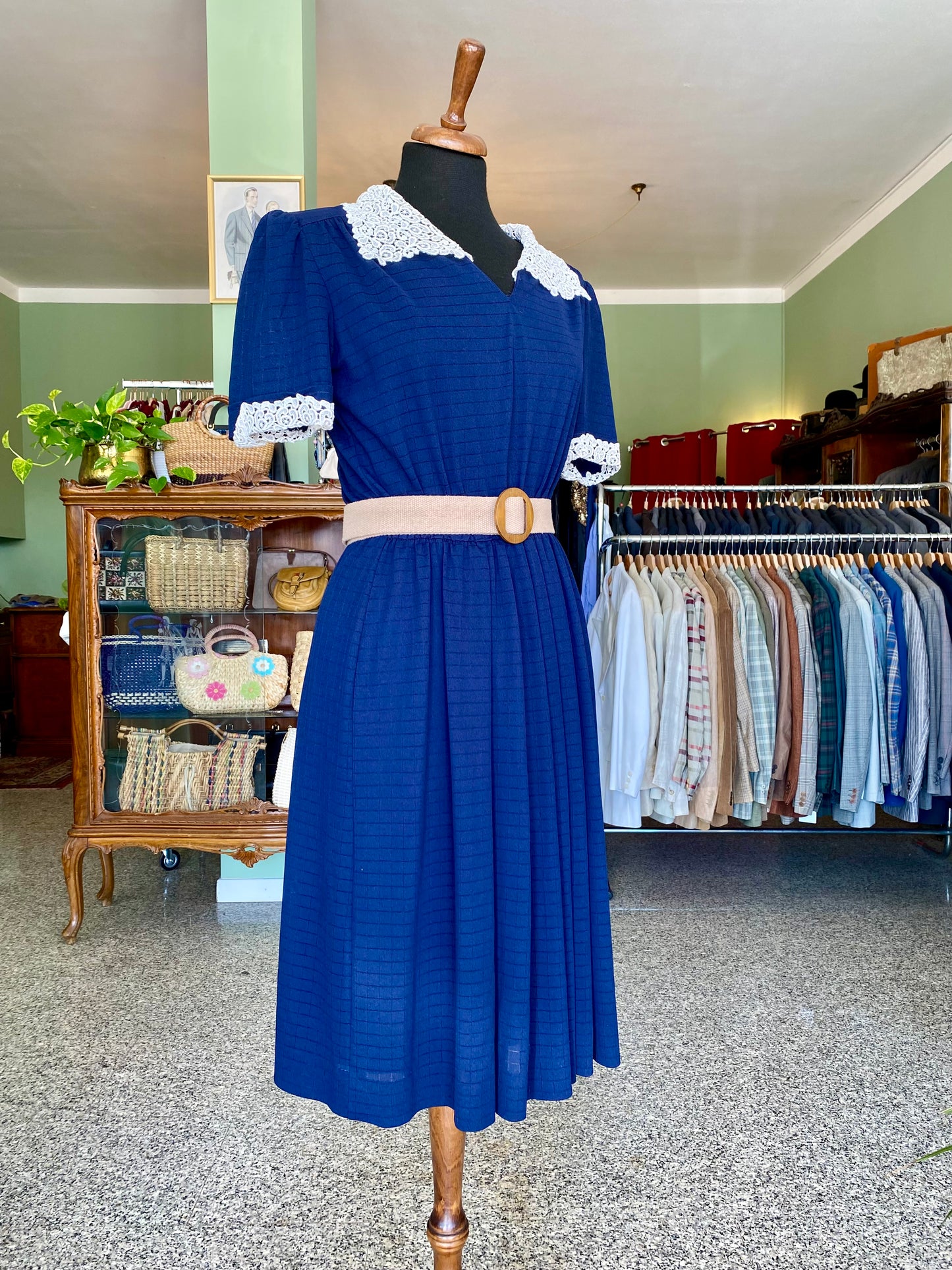 Abito plissettato anni '80 blu navy con pizzo bon ton - TG. 42 circa