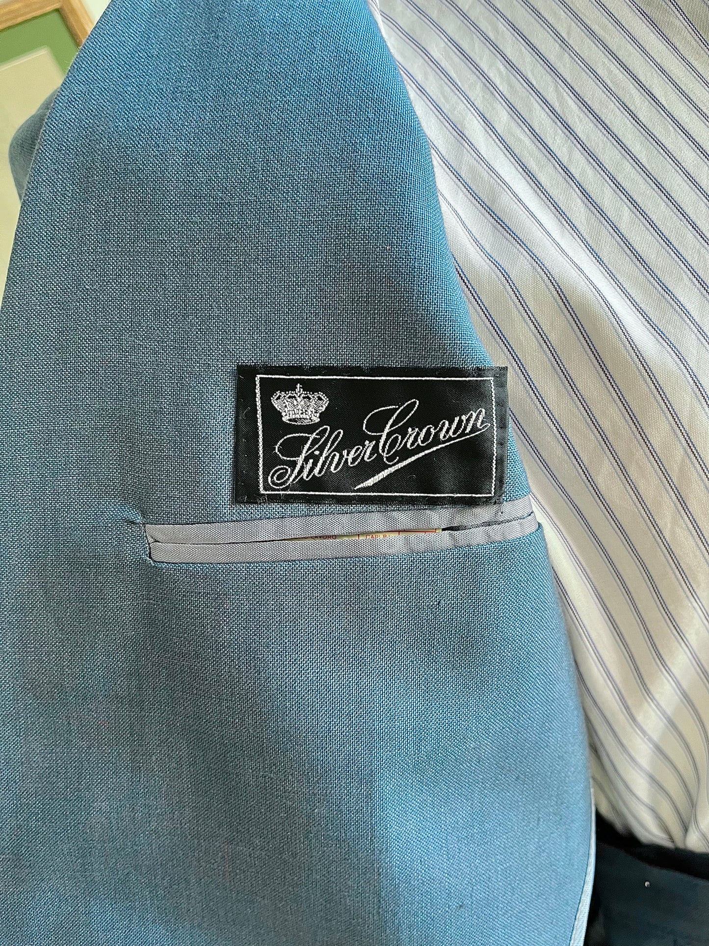 Completo anni '80 azzurro vivace