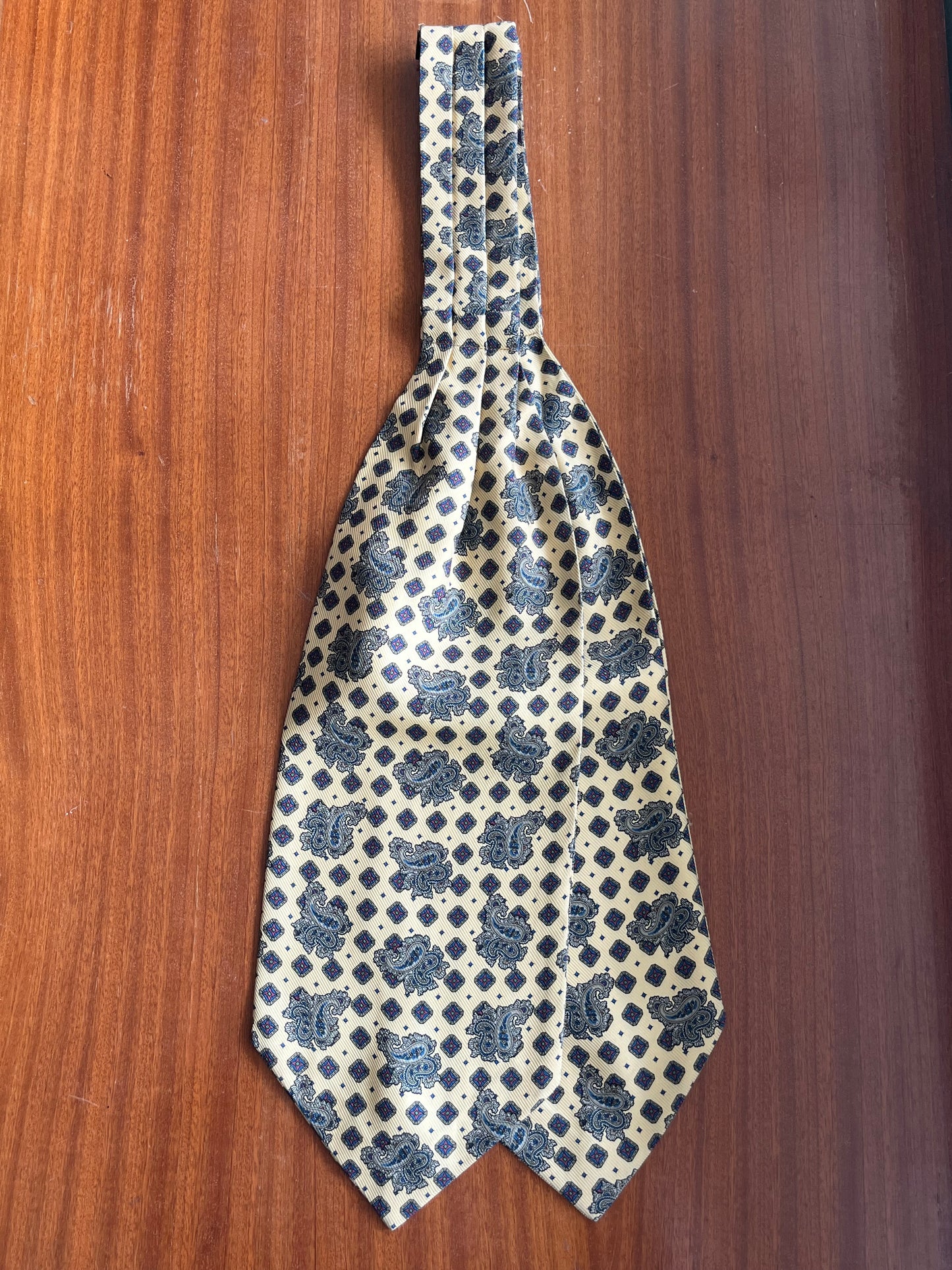 Ascot seta paisley