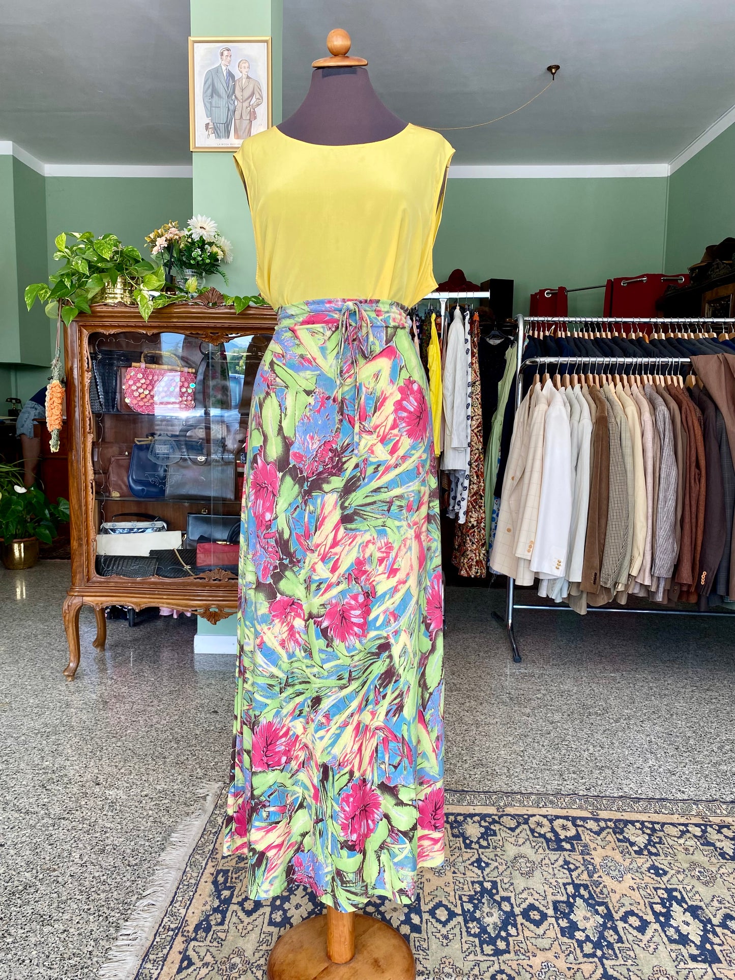 Blusa gialla in seta - Petto fino 124 cm - TG. 50/52/54