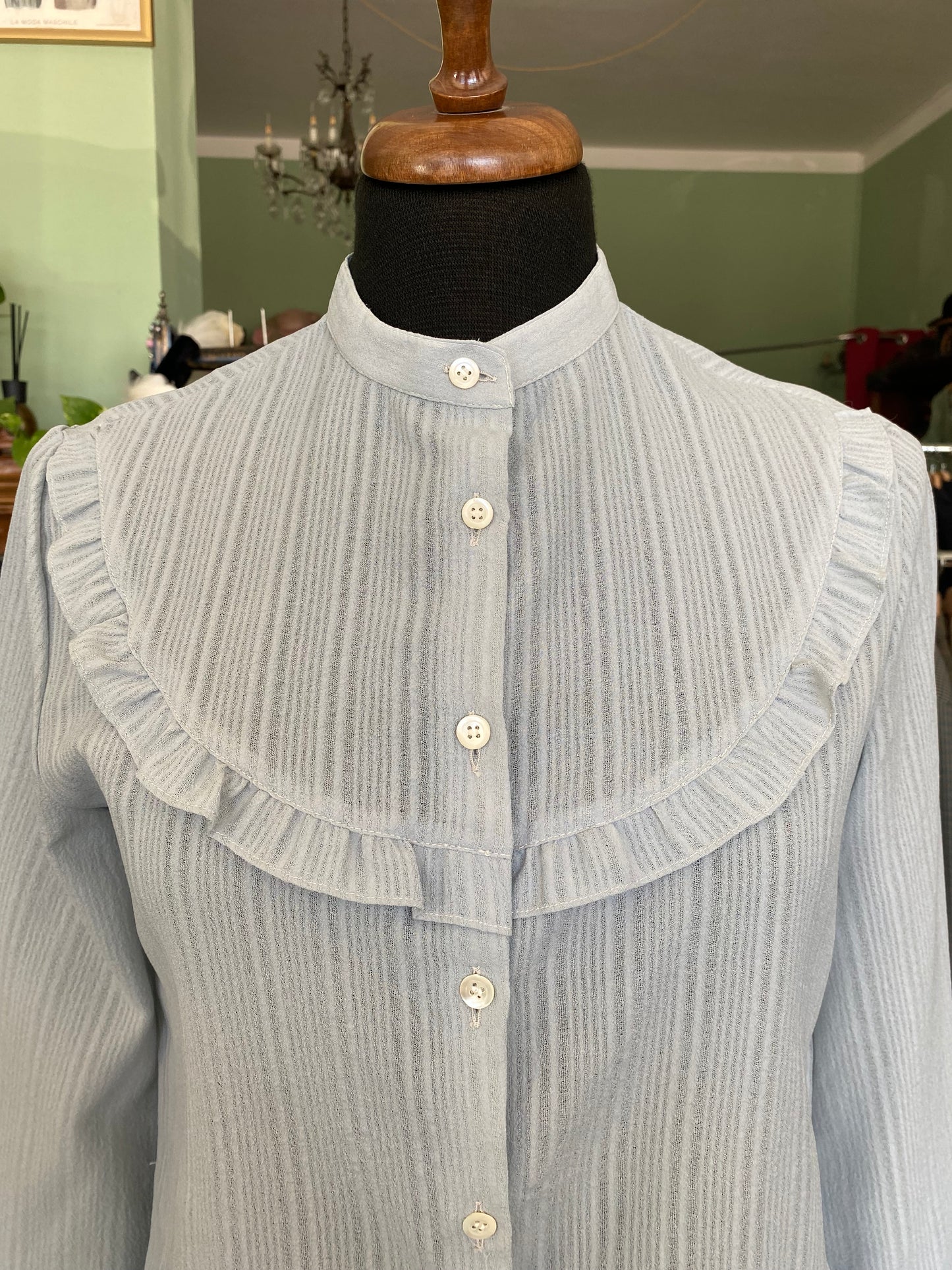 Camicia azzurra romantica - TG. 40/42