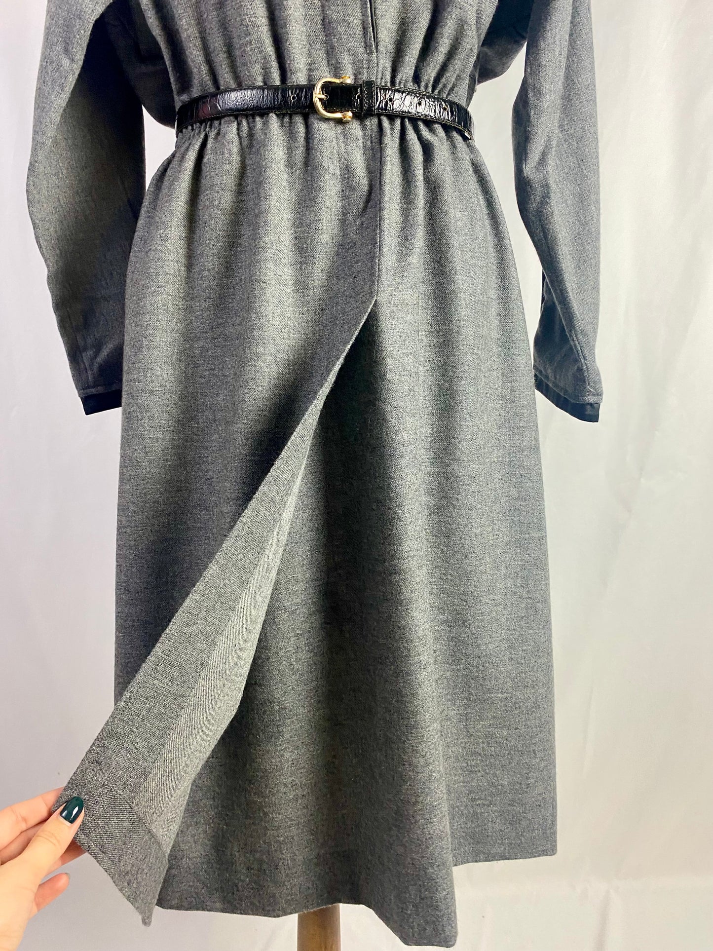 Abito grigio in 100% lana - TG. 44/46