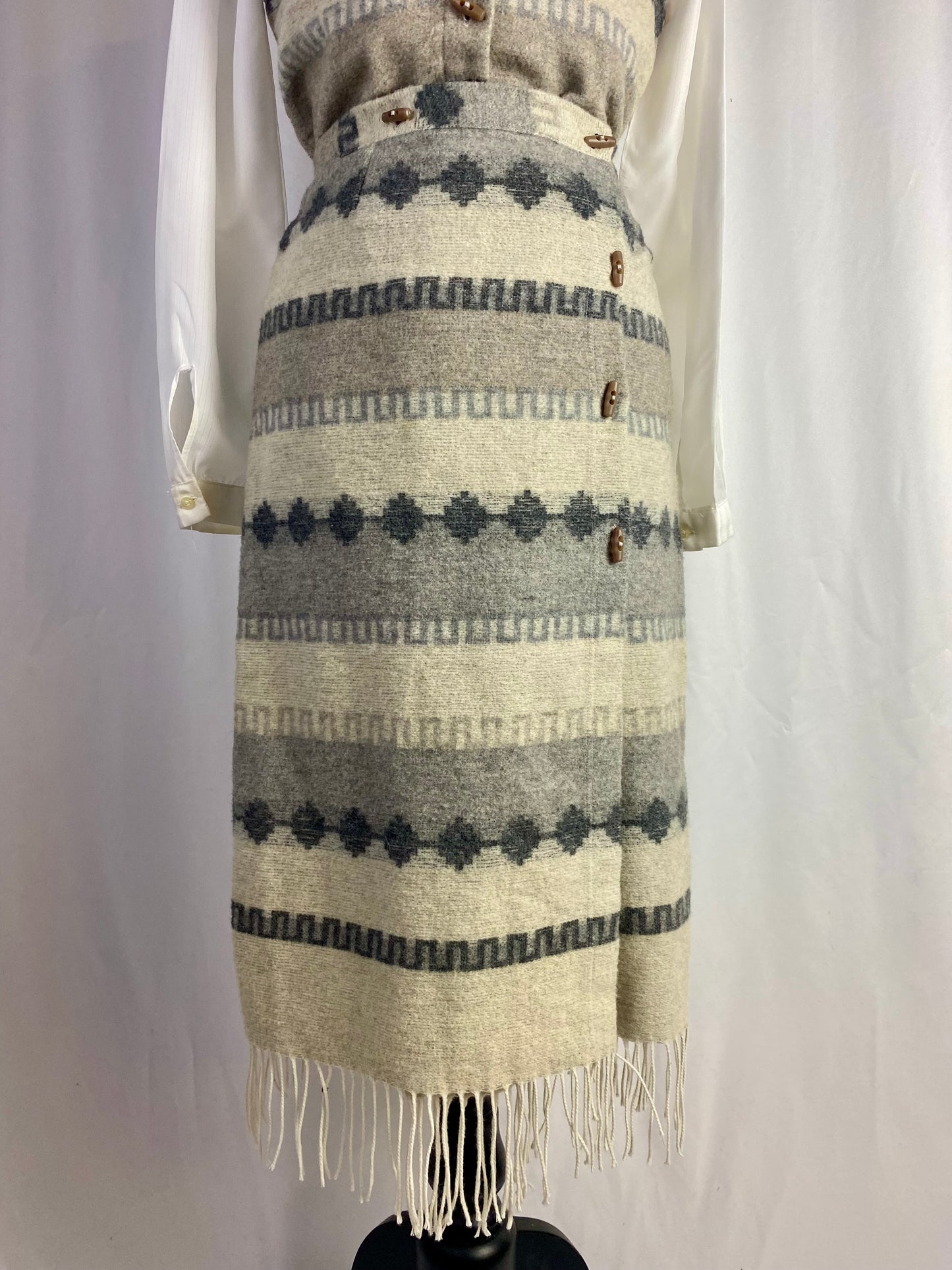 Completo gilet + gonna con frange - TG. 38/40