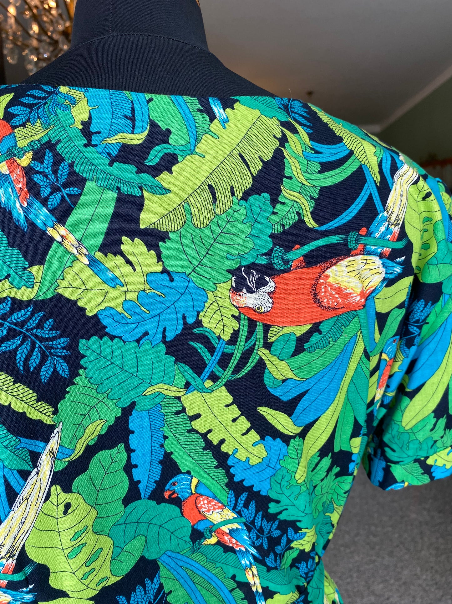 Abito anni ‘80 in cotone con pappagalli 🦜 - TG. 40/42/44 circa