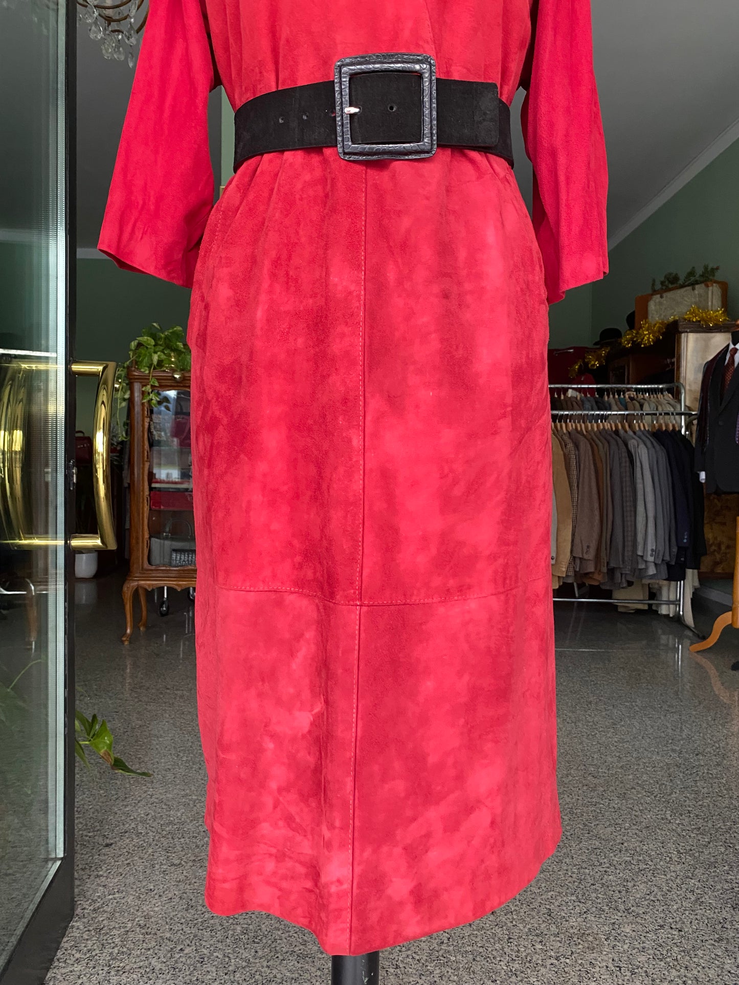 Abito rosso in camoscio - TG. 42/44 circa