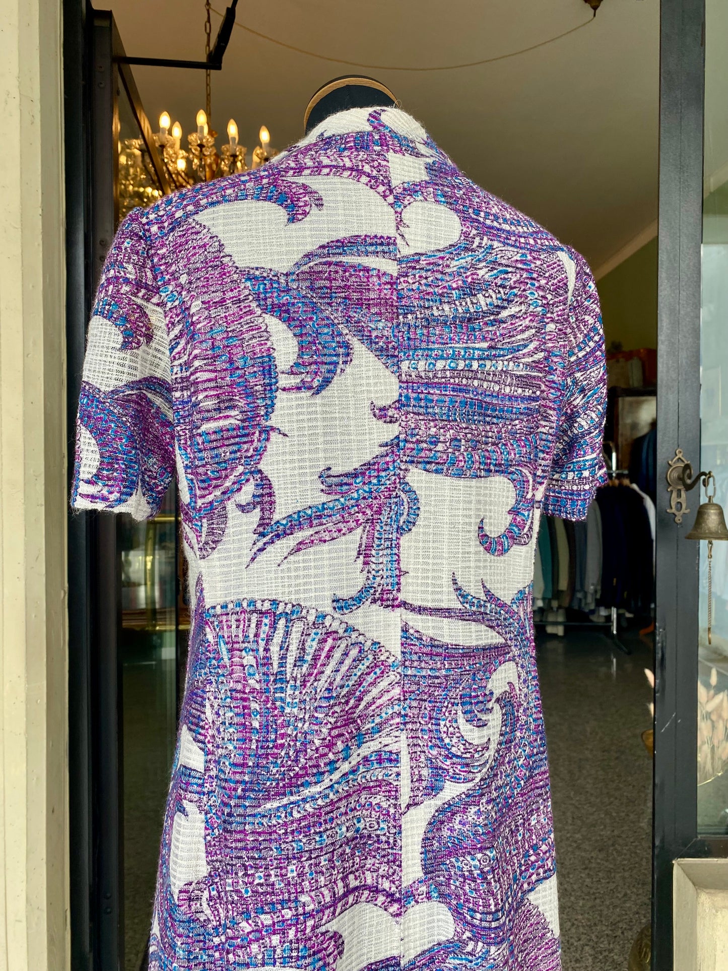 Abito sartoriale primi ’70 con volant  
- TG. 44 circa