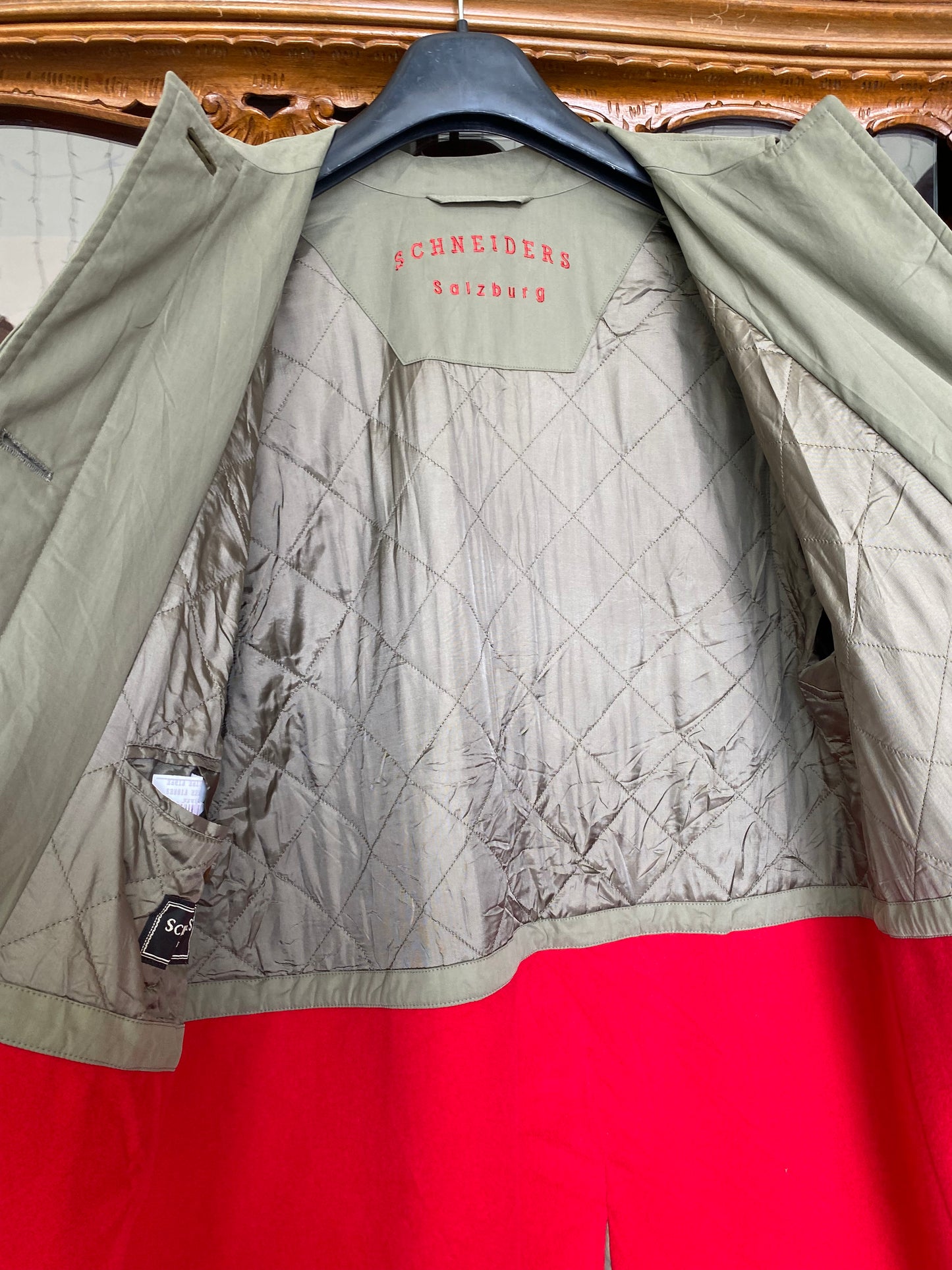 Trench verde militare