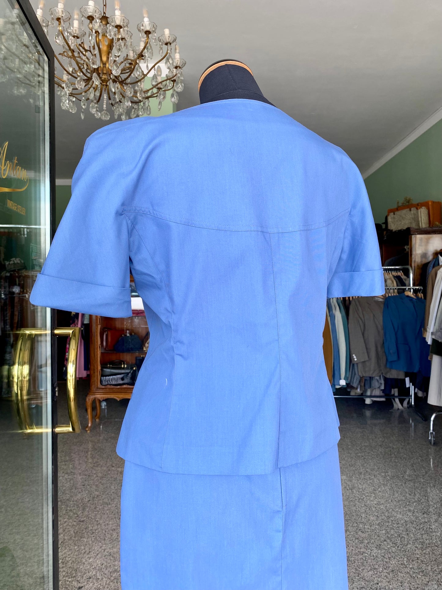 Tailleur azzurro nuovo fondo di magazzino - TG. 40