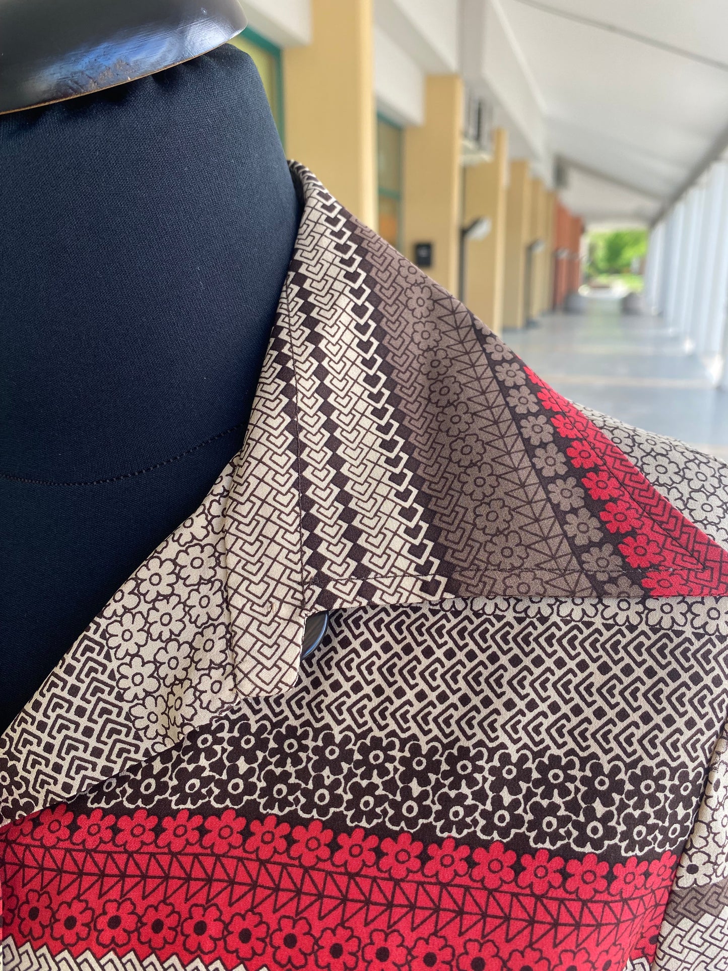 Abito anni ‘70 sartoriale in pura seta - TG. 40