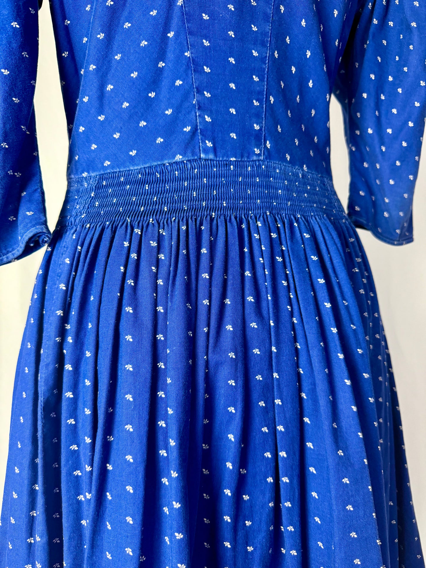 Abito tirolese blu romantico - TG. 40