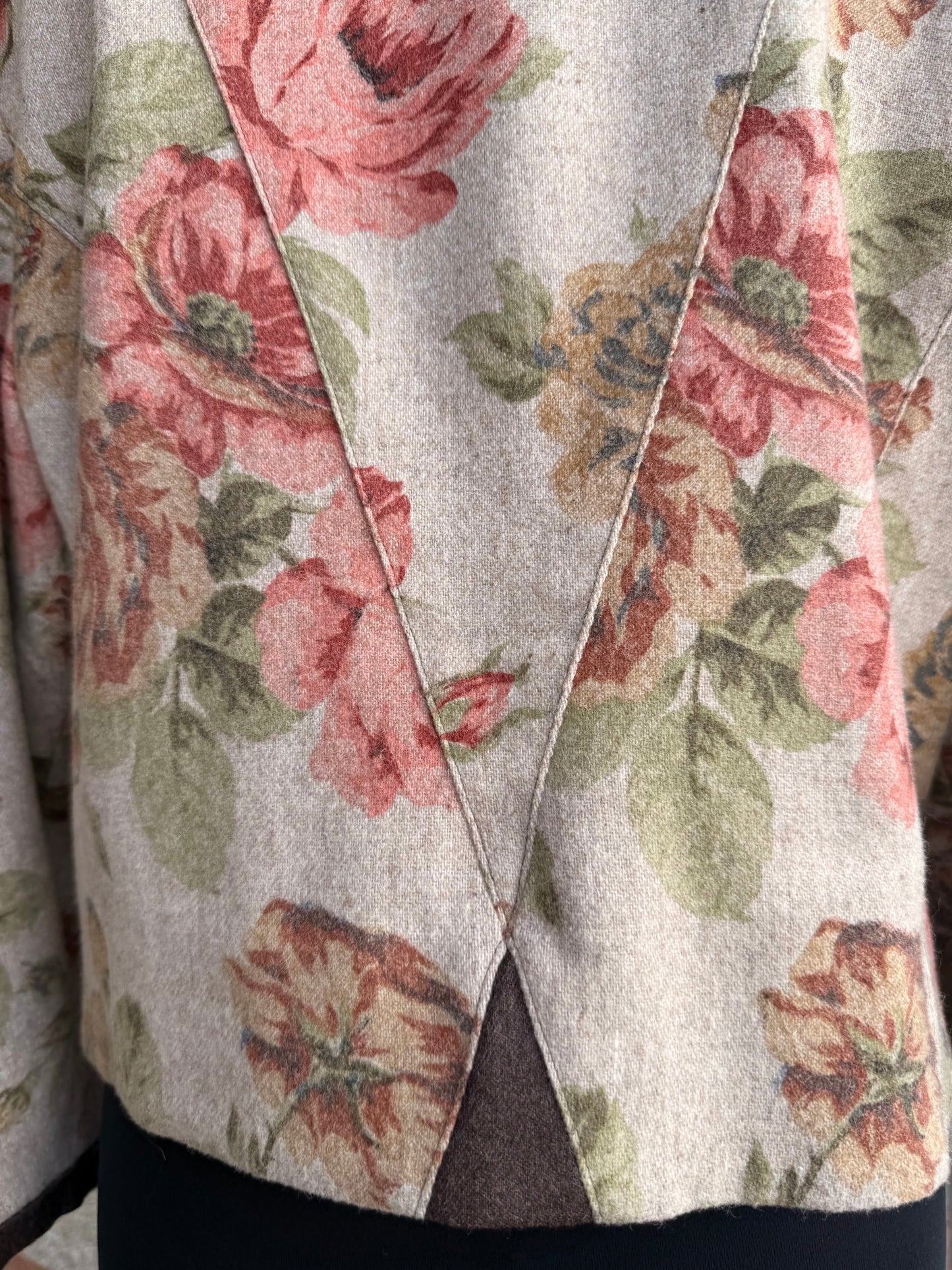 Tailleur tirolese con stampa floreale - TG. 46