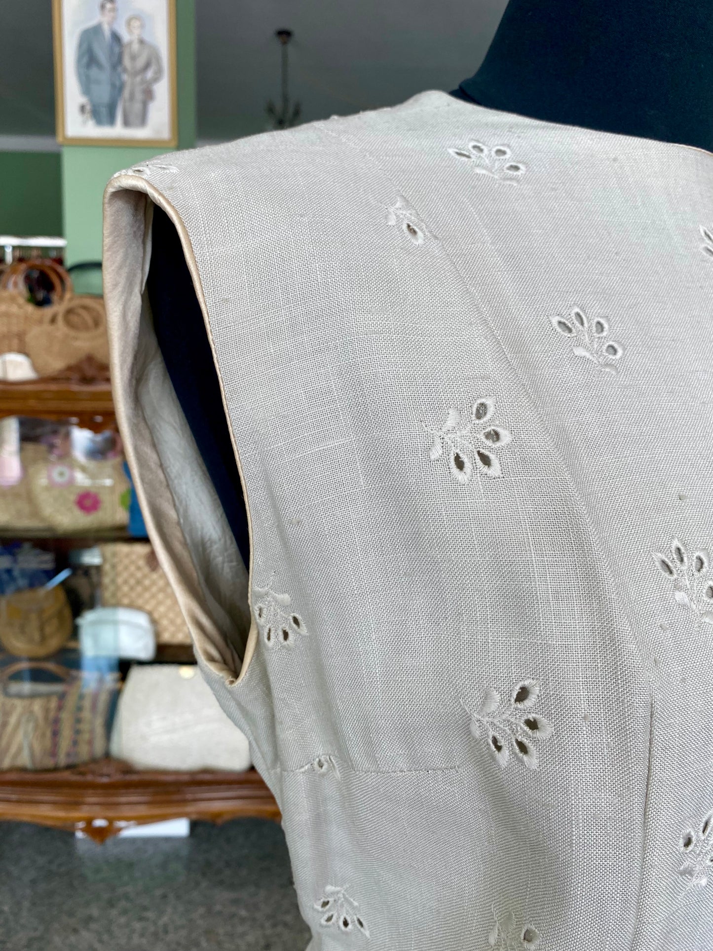 Abito sartoriale anni ’60 – ricamo a corolla - TG. 46 circa
