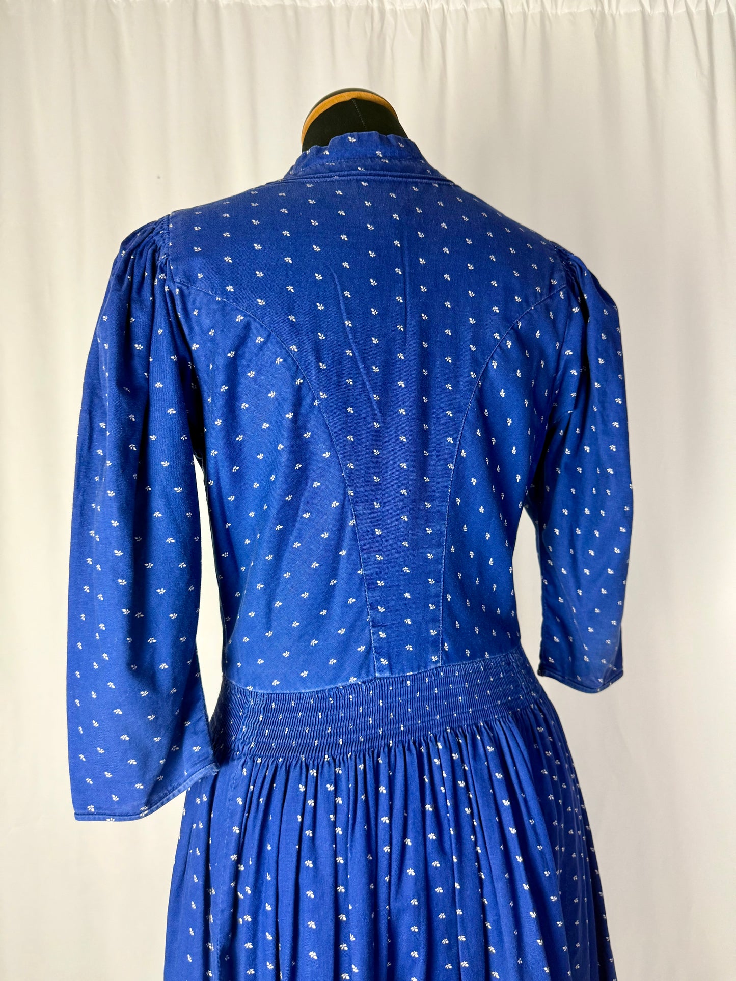 Abito tirolese blu romantico - TG. 40