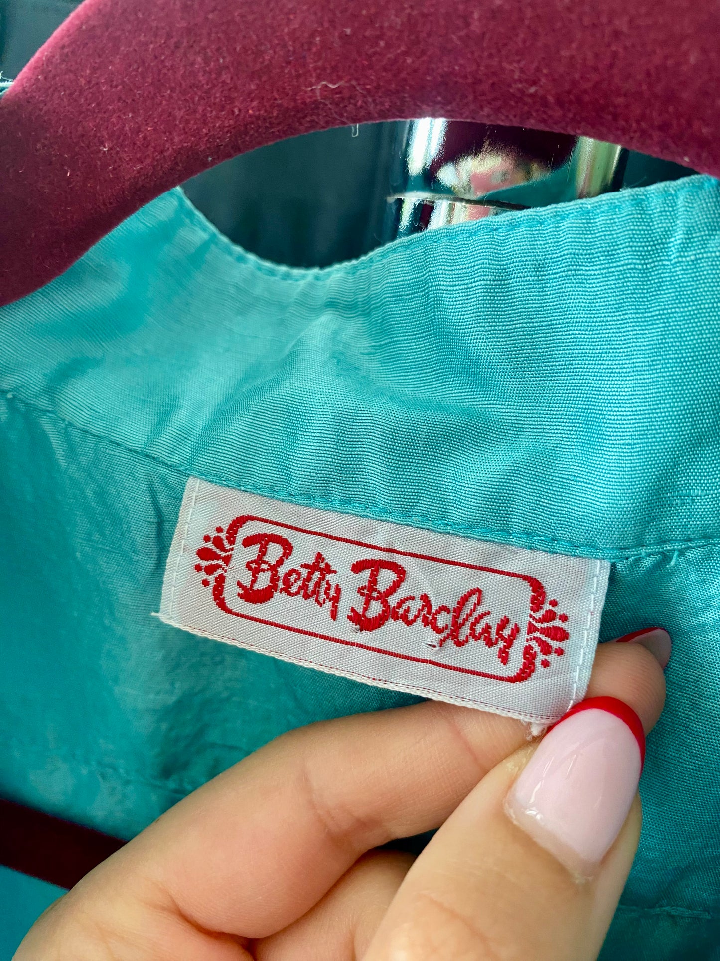 Abito Betty Barclay anni ’70 in pura seta azzurra con collo alla coreana - TG. 40/42