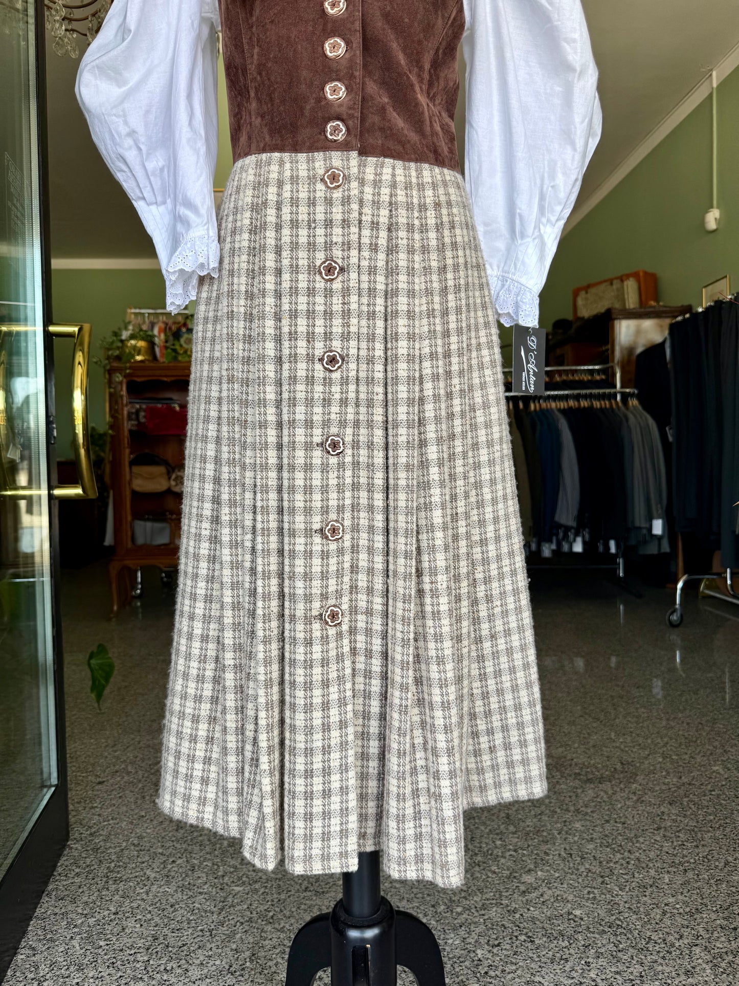 Dirndl in lana e camoscio - TG. 42/44