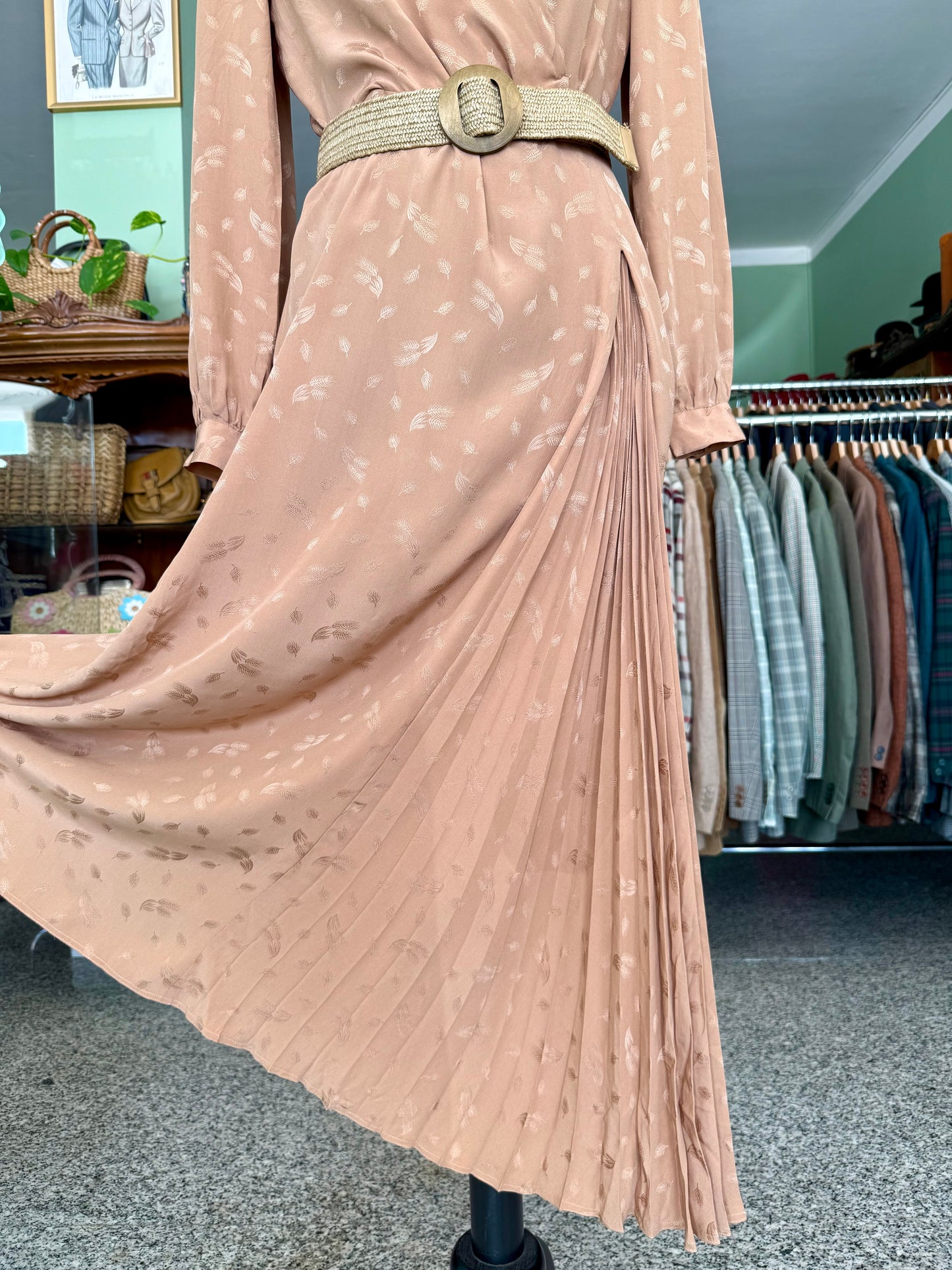 Abito sartoriale anni ’70 in pura seta – Bronzo con motivo jacquard - TG. 40
