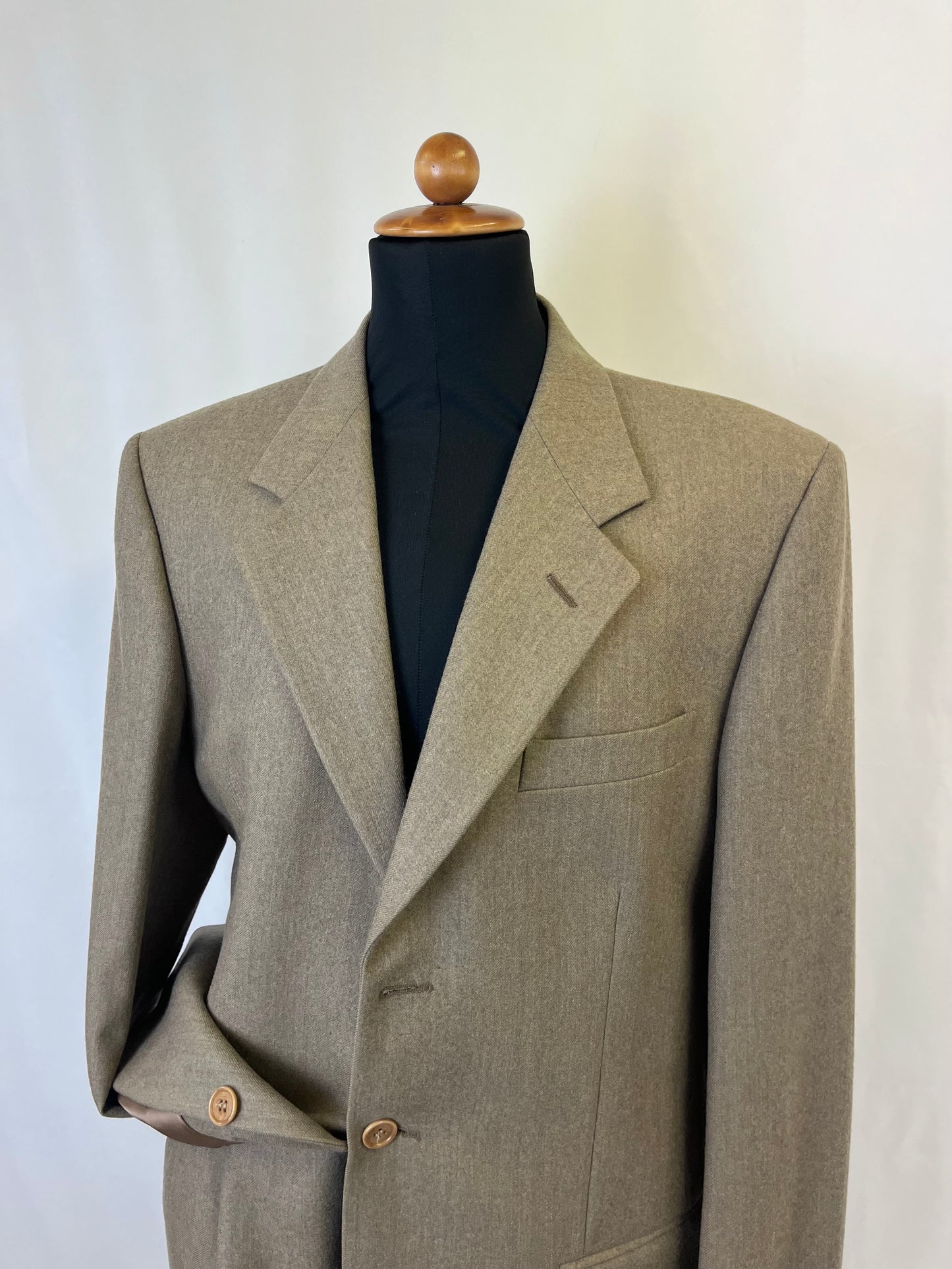 Completo anni ‘80 nocciola tg. 50-52