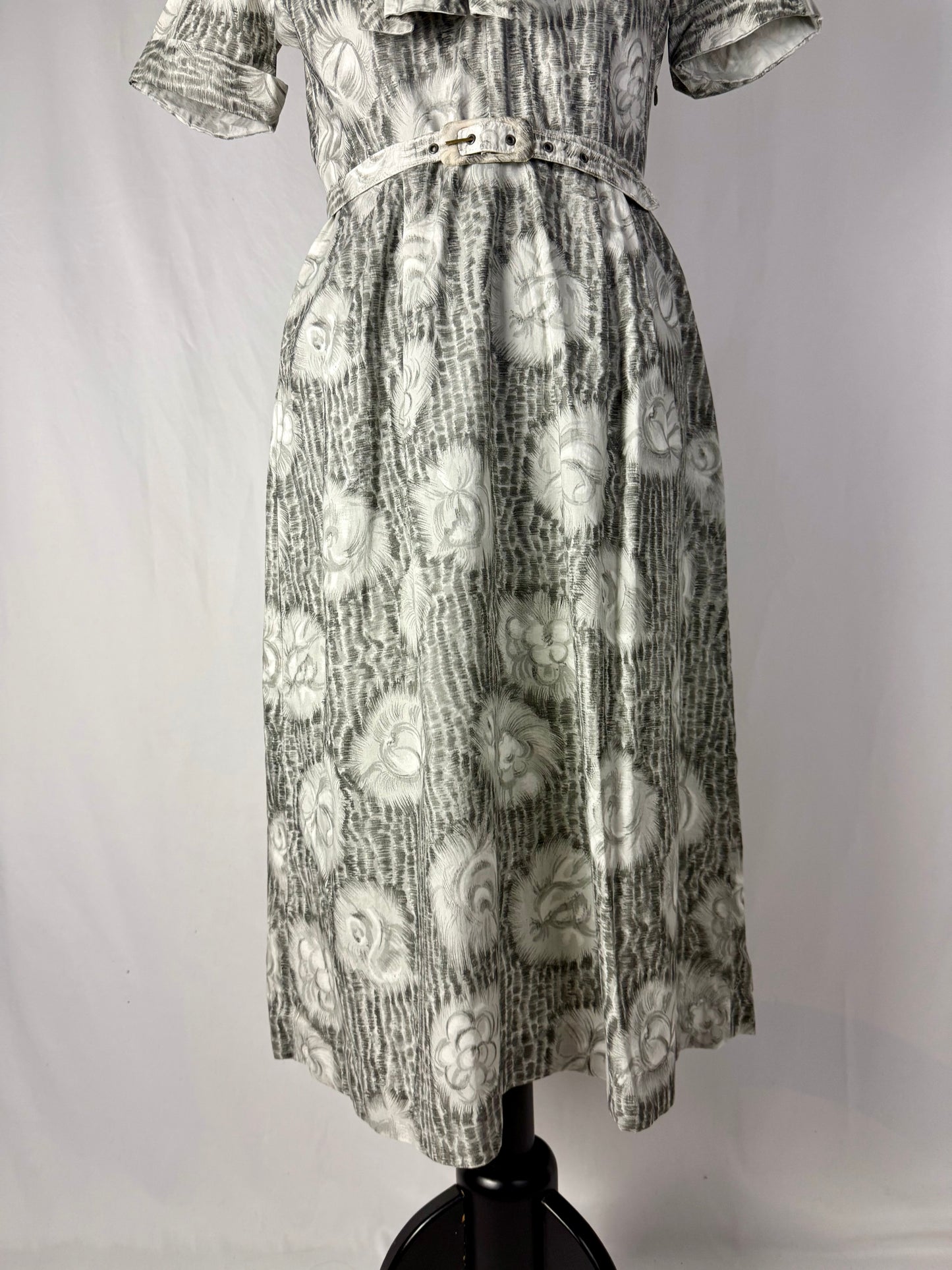 Abito anni ‘50 grigio perla con roselline - TG. 42