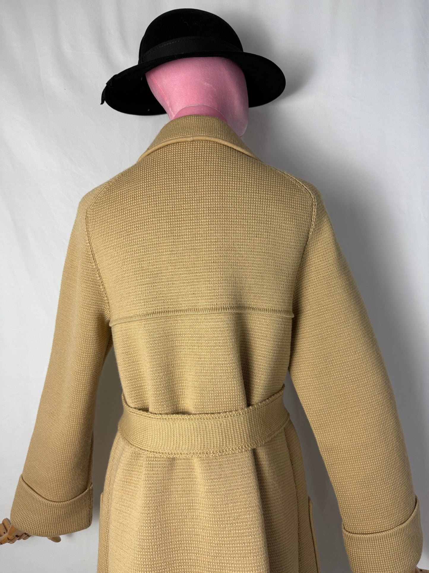 Cappotto in maglia di pura lana con cintura - TG. 42